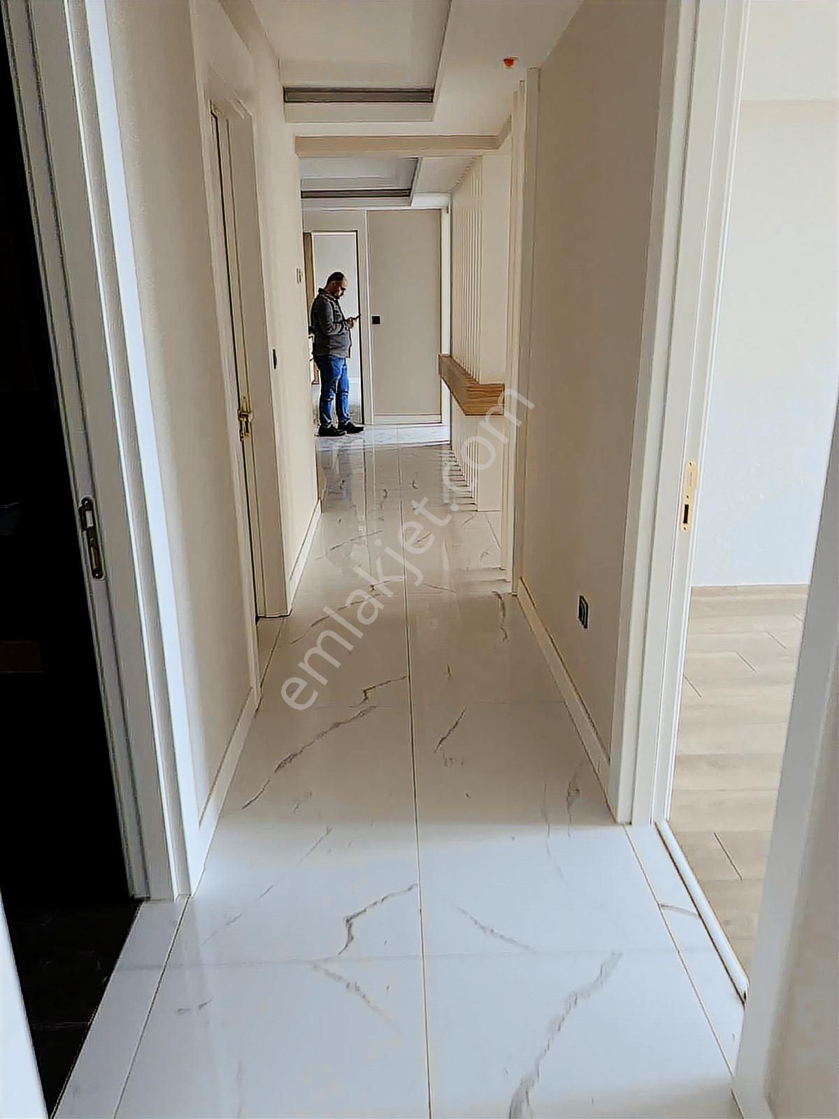 Ovacıkın Zirvesinde: 21. Kat, Full Manzaralı & Teras Balkonlu - Görsel 9