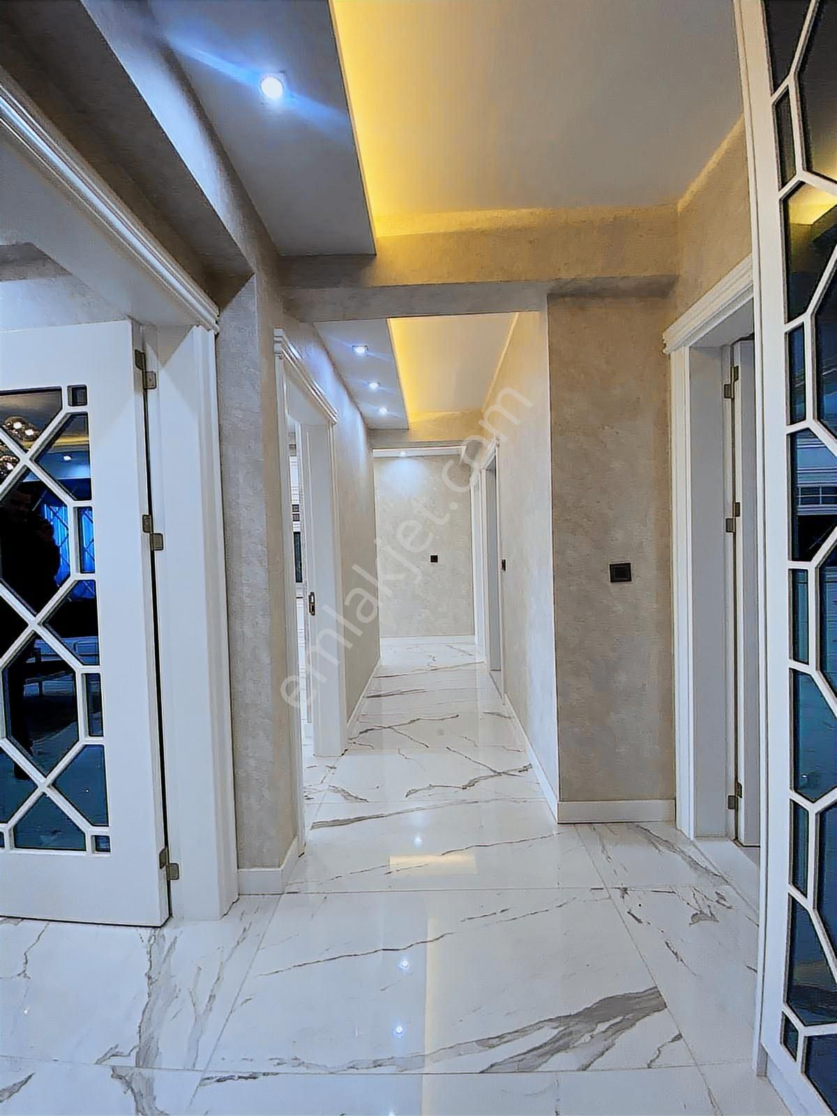 Demirler'den Cinkaya Mevkii Siteiçi Yüzme Havuzlu 3+1 Daire - Görsel 11