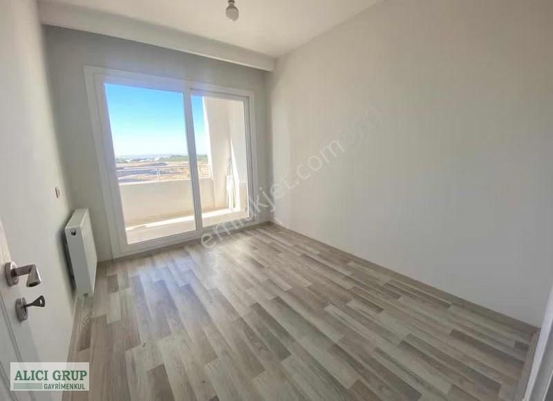 #stad Yanı Site İçi İskanlı Satılık 2+1 Daire