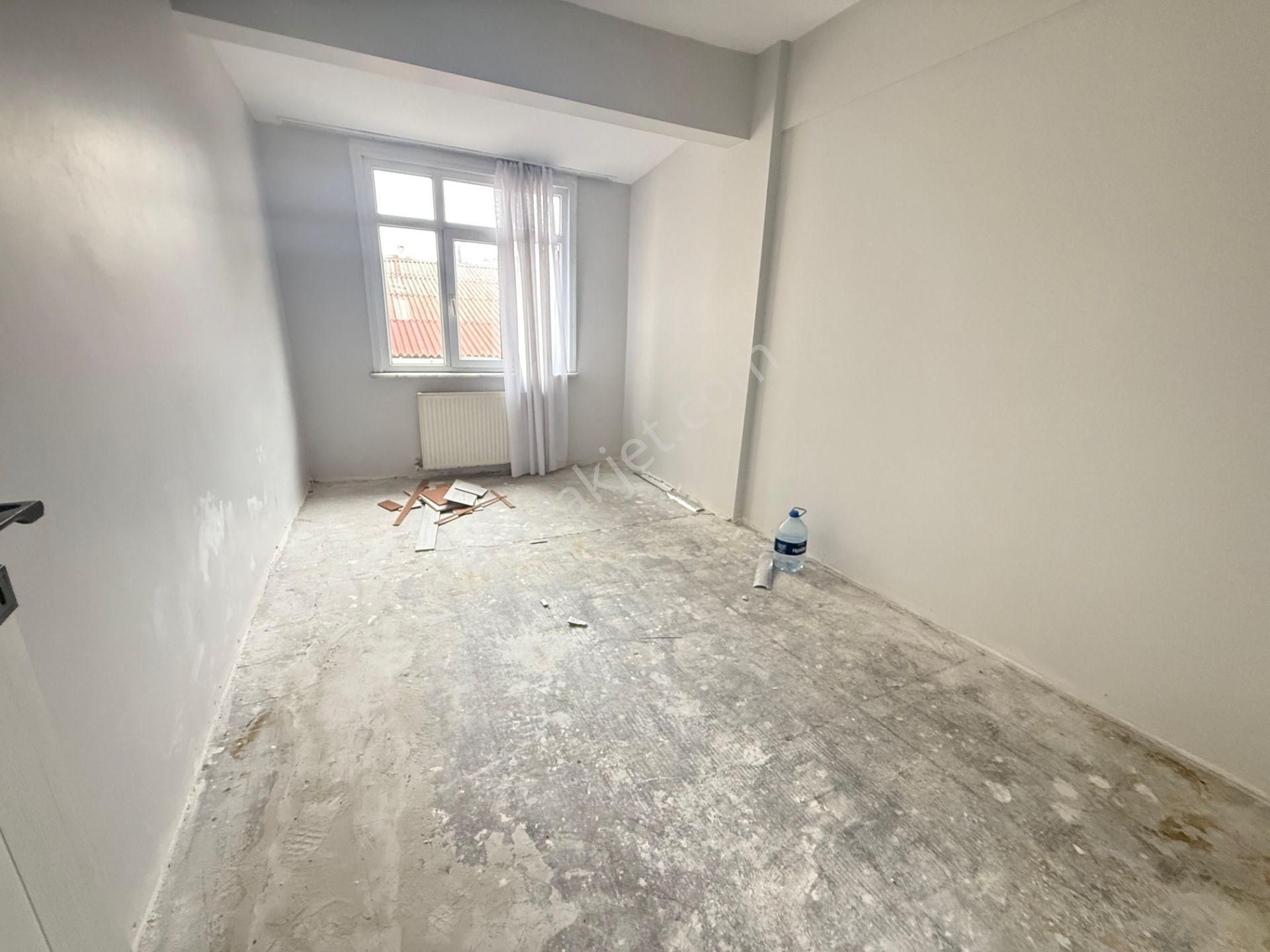 Loft'tan Kemalpaşa'da Kentsele Girmiş Binada Satılık 2+1 5.kat. - Görsel 10