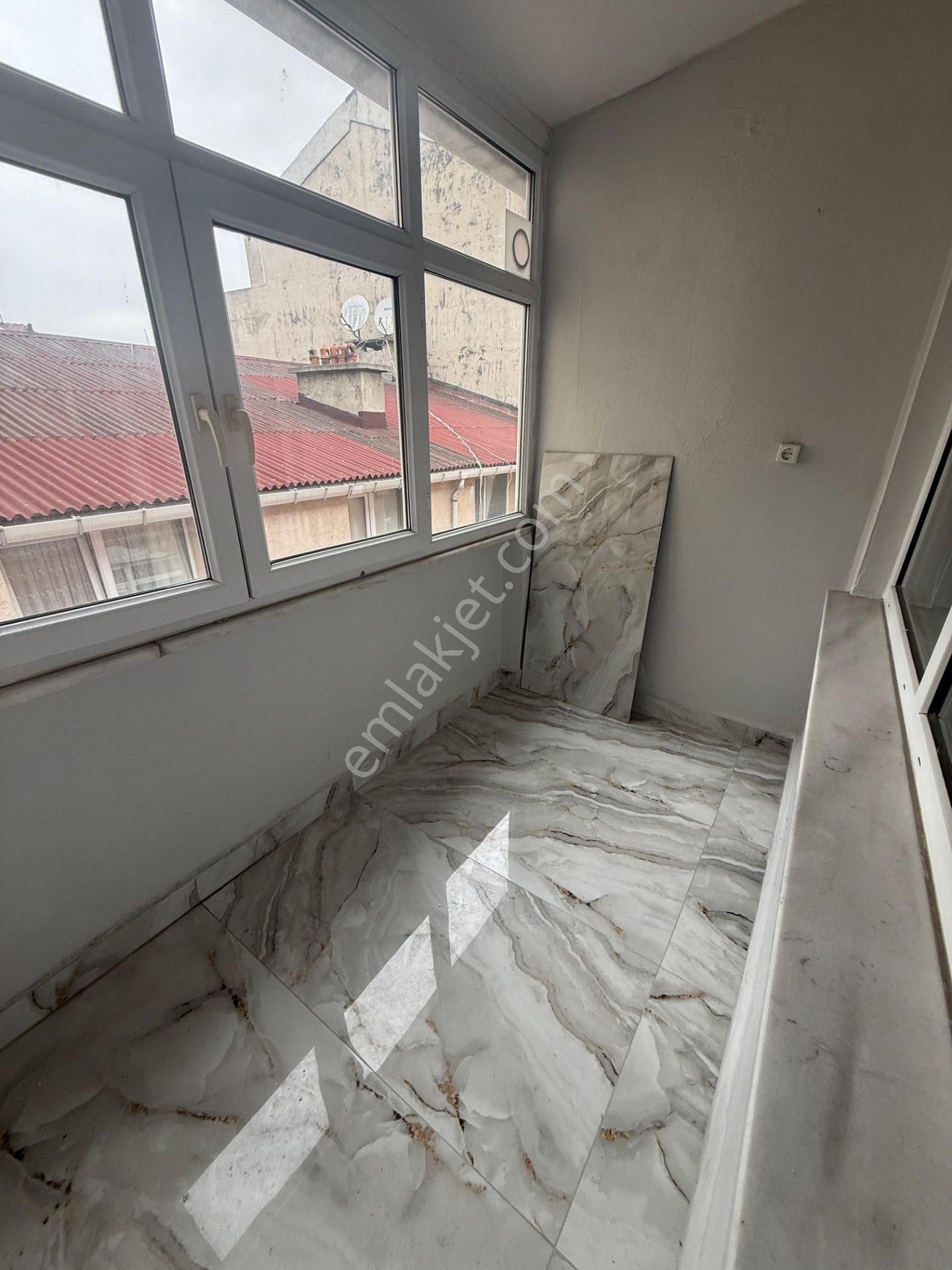 Loft'tan Kemalpaşa'da Kentsele Girmiş Binada Satılık 2+1 5.kat. - Görsel 13