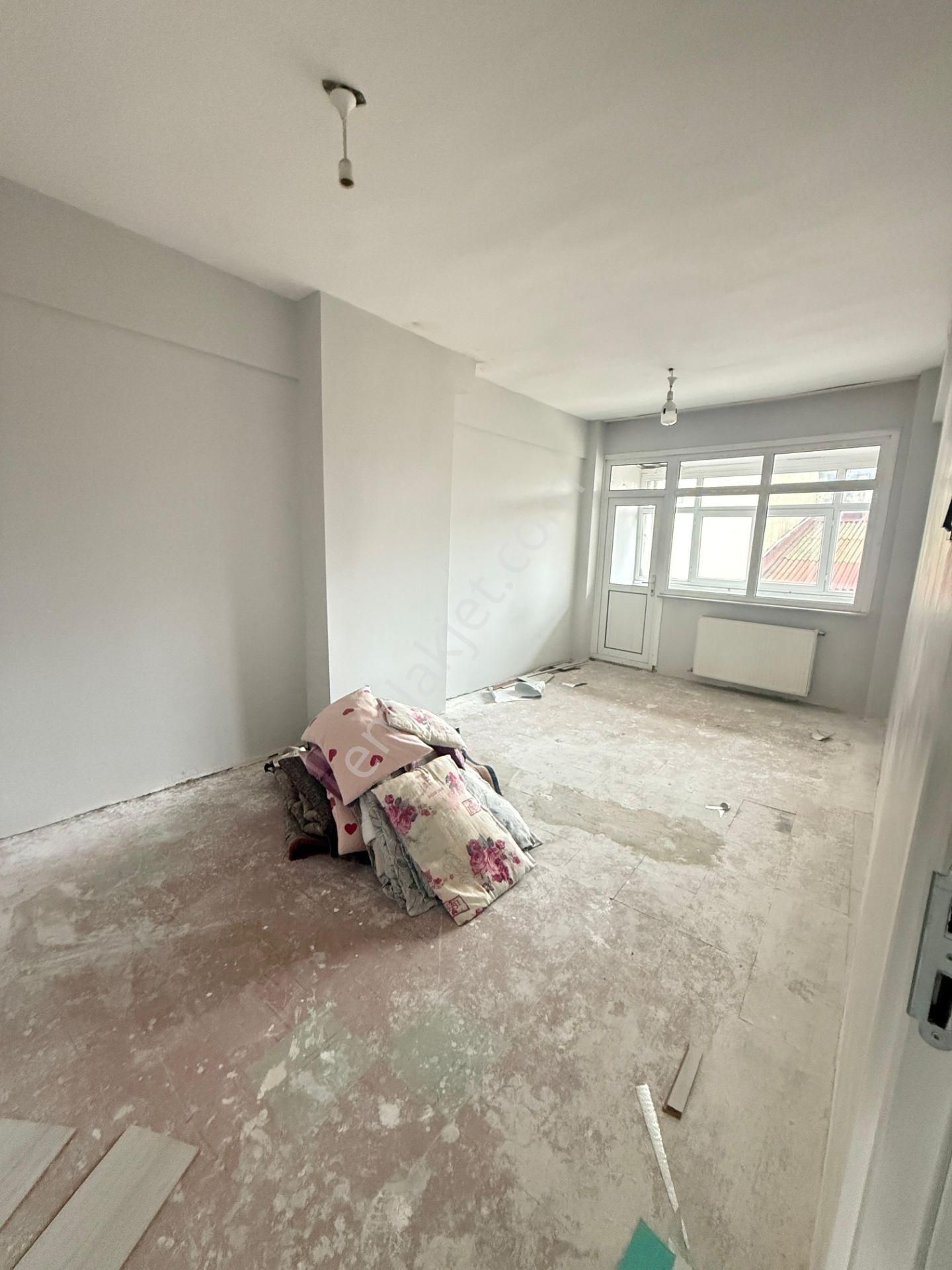 Loft'tan Kemalpaşa'da Kentsele Girmiş Binada Satılık 2+1 5.kat. - Görsel 8