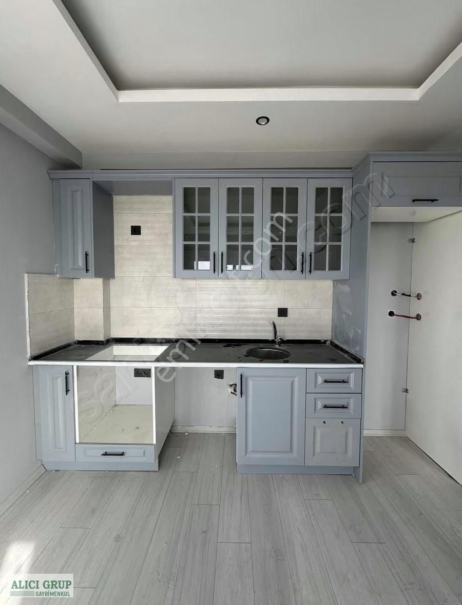 #erguvan Caddesi Gb Cepheli Hasarsız Satılık 1+1 Daire - Görsel 2