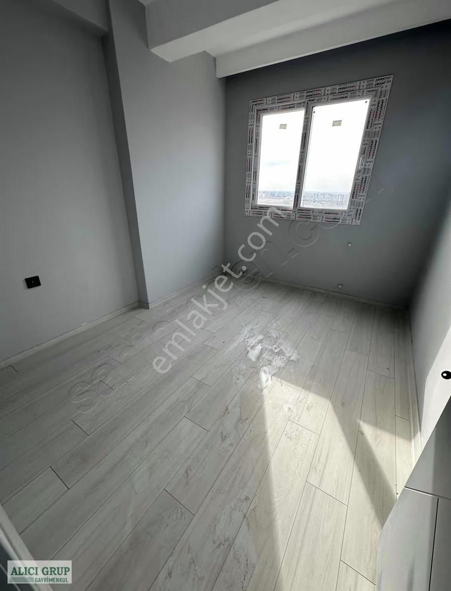 #erguvan Caddesi Gb Cepheli Hasarsız Satılık 1+1 Daire - Görsel 3