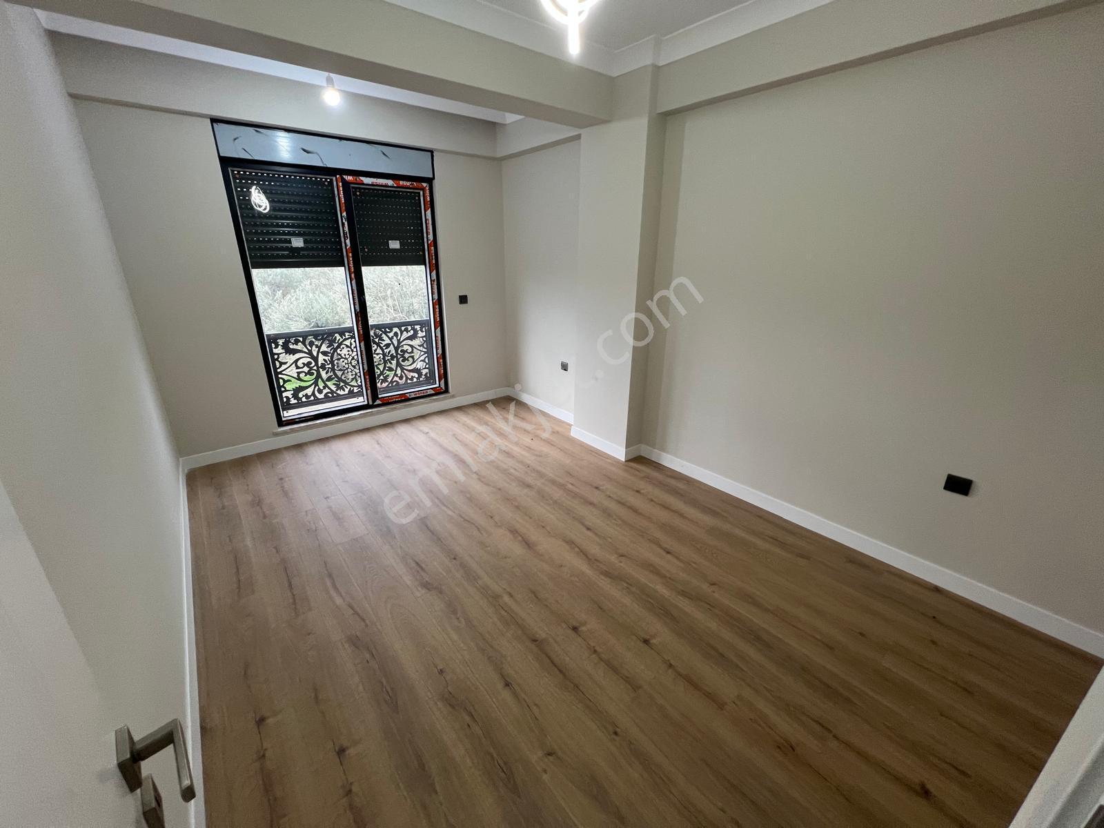 Akçay Aras Emlaktan Mıhlıda Denize 250 M. Site İçi Müstakil 4+1 Villa - Görsel 31
