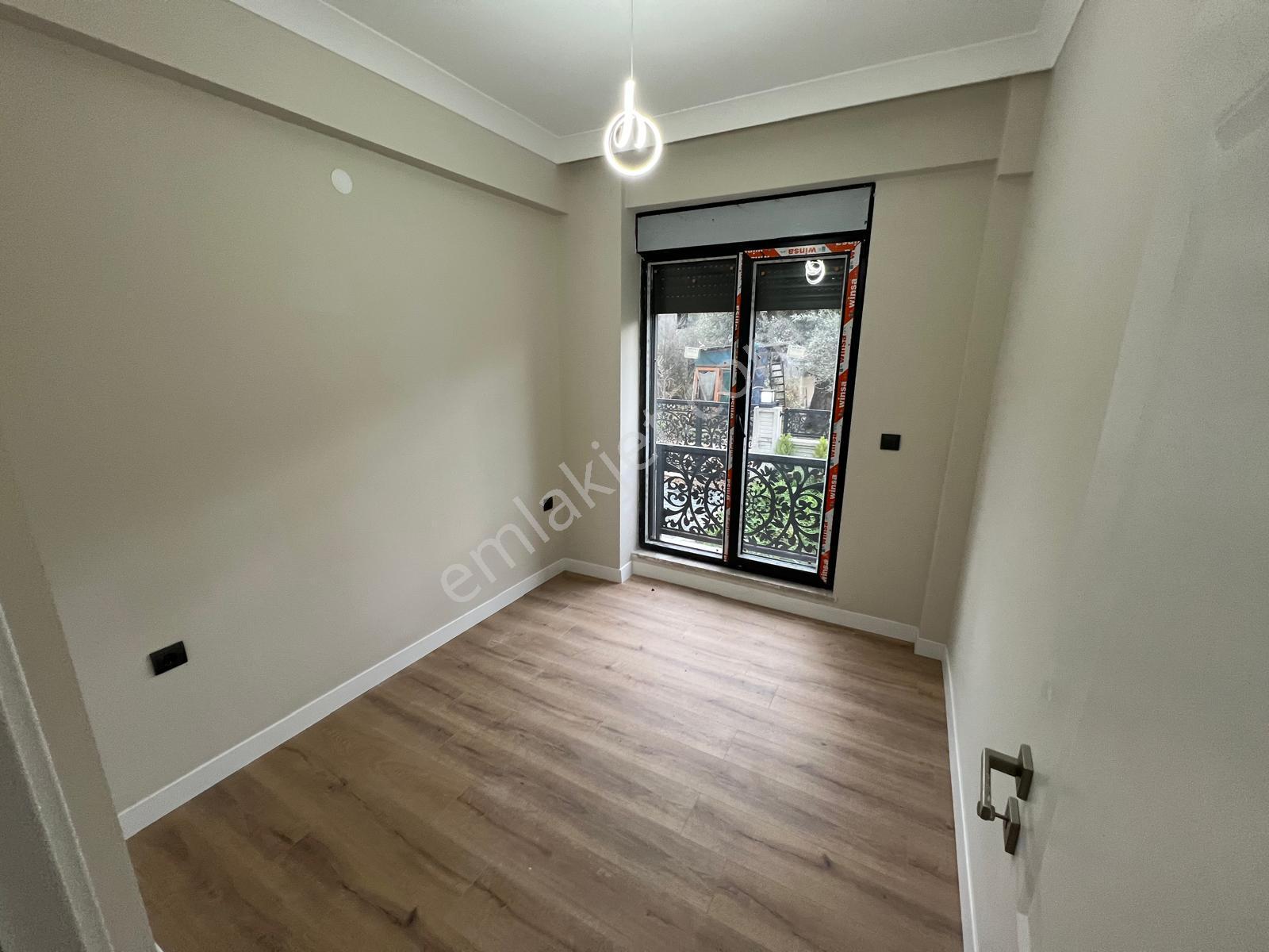 Akçay Aras Emlaktan Mıhlıda Denize 250 M. Site İçi Müstakil 4+1 Villa - Görsel 22