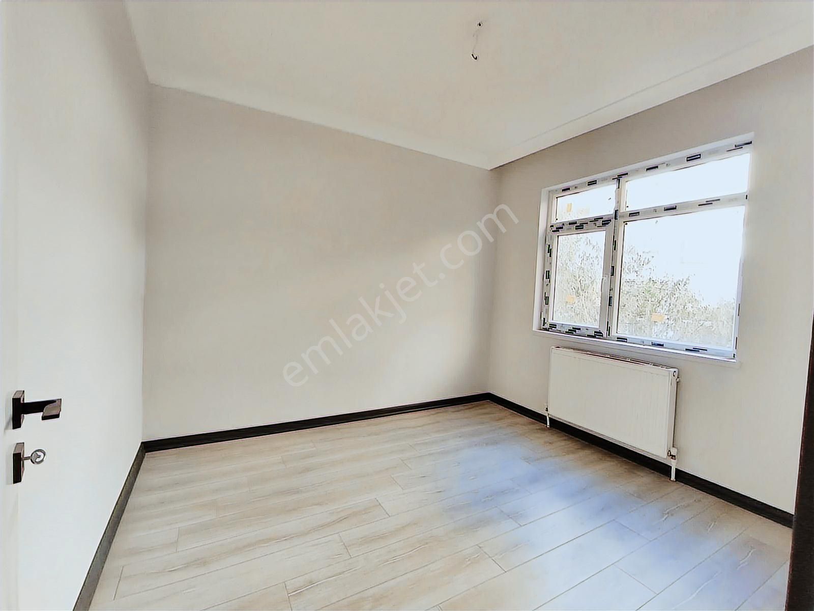 Valentia'dan Ertuğrulgazide Yenilenmiş 3+1 Satılık Fırsat Daire - Görsel 8