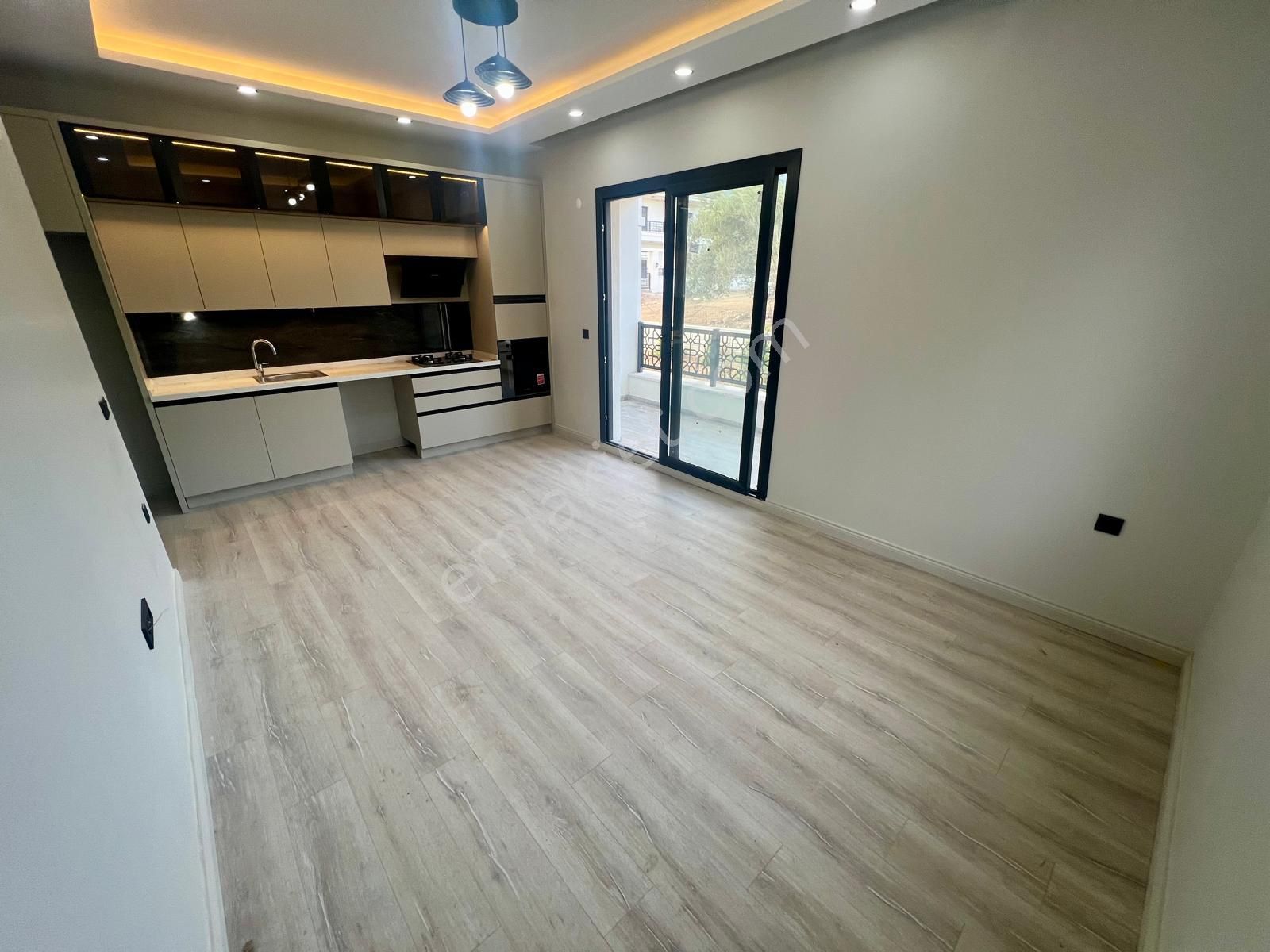Akçay Aras Emlaktan Gürede Geniş Bahçe Kullanımlı 2+1 Daireler - Görsel 11