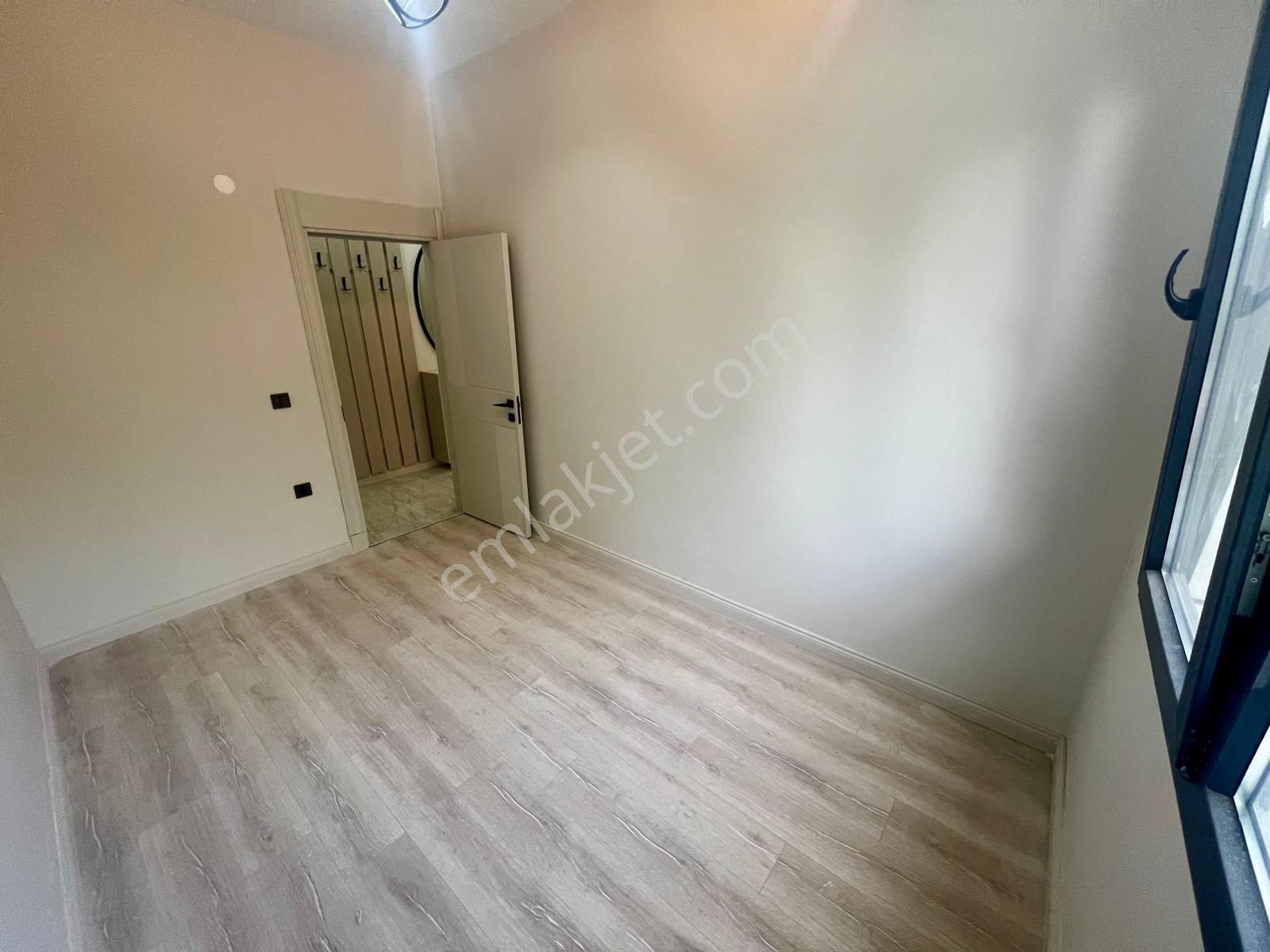 Akçay Aras Emlaktan Gürede Geniş Bahçe Kullanımlı 2+1 Daireler - Görsel 24