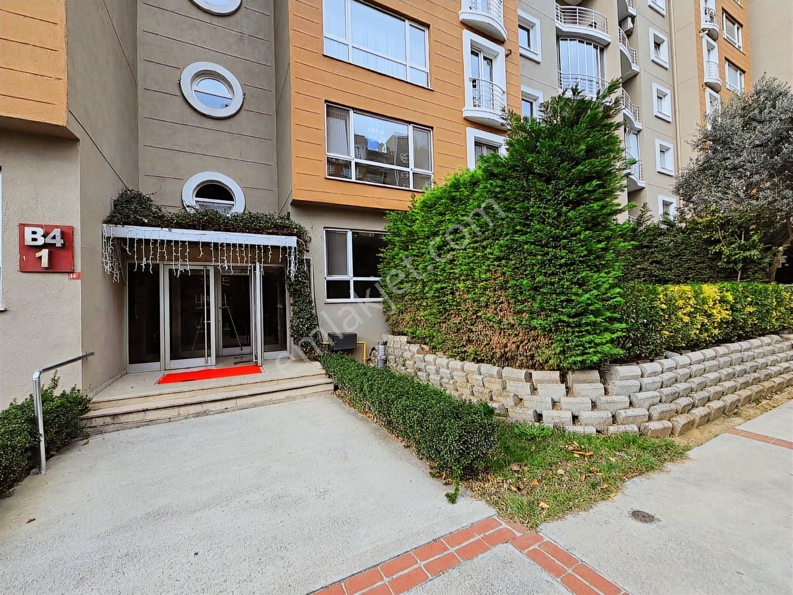 Çekmeköy Sitede Keyifli 3+1 Özel Bahçe Dubleks Daire - Görsel 34