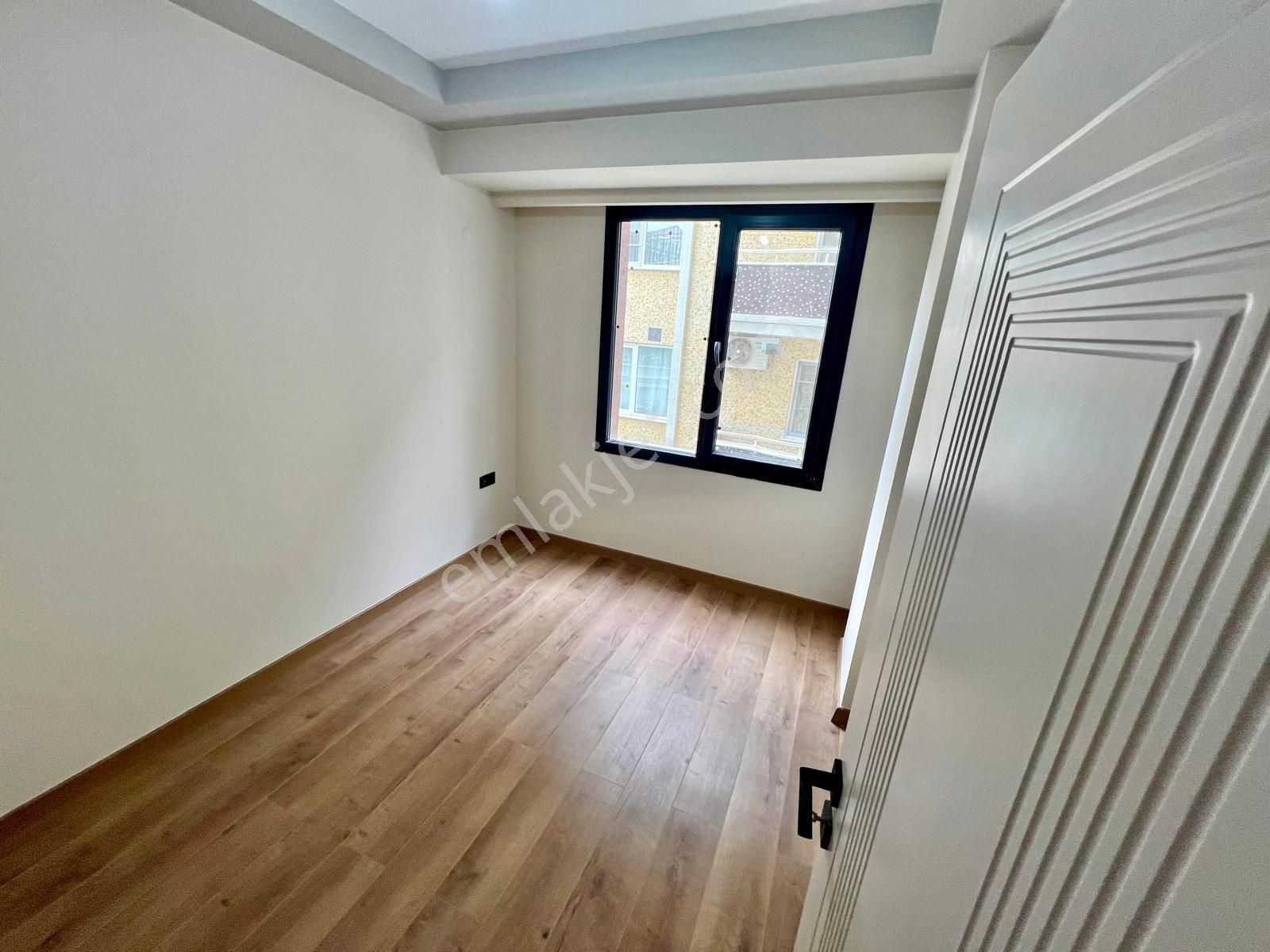 Akçay Aras Emlaktan Cennetayağında 2+1 Ara Kat Ön Cephe - Görsel 16