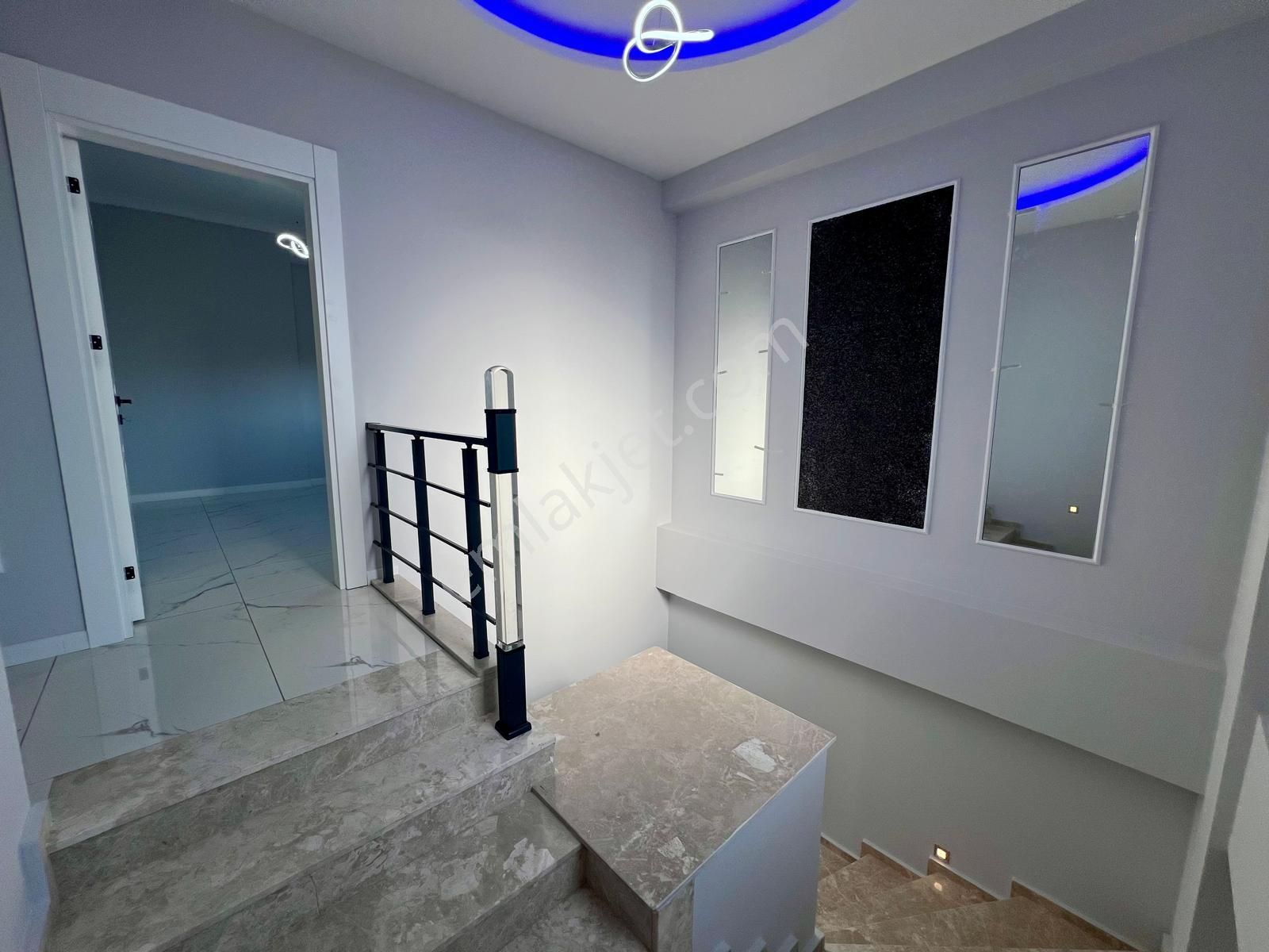 Akçay Aras Emlaktan Güre Çamlıbelde Denize 500 M. 4+1 Villa - Görsel 22