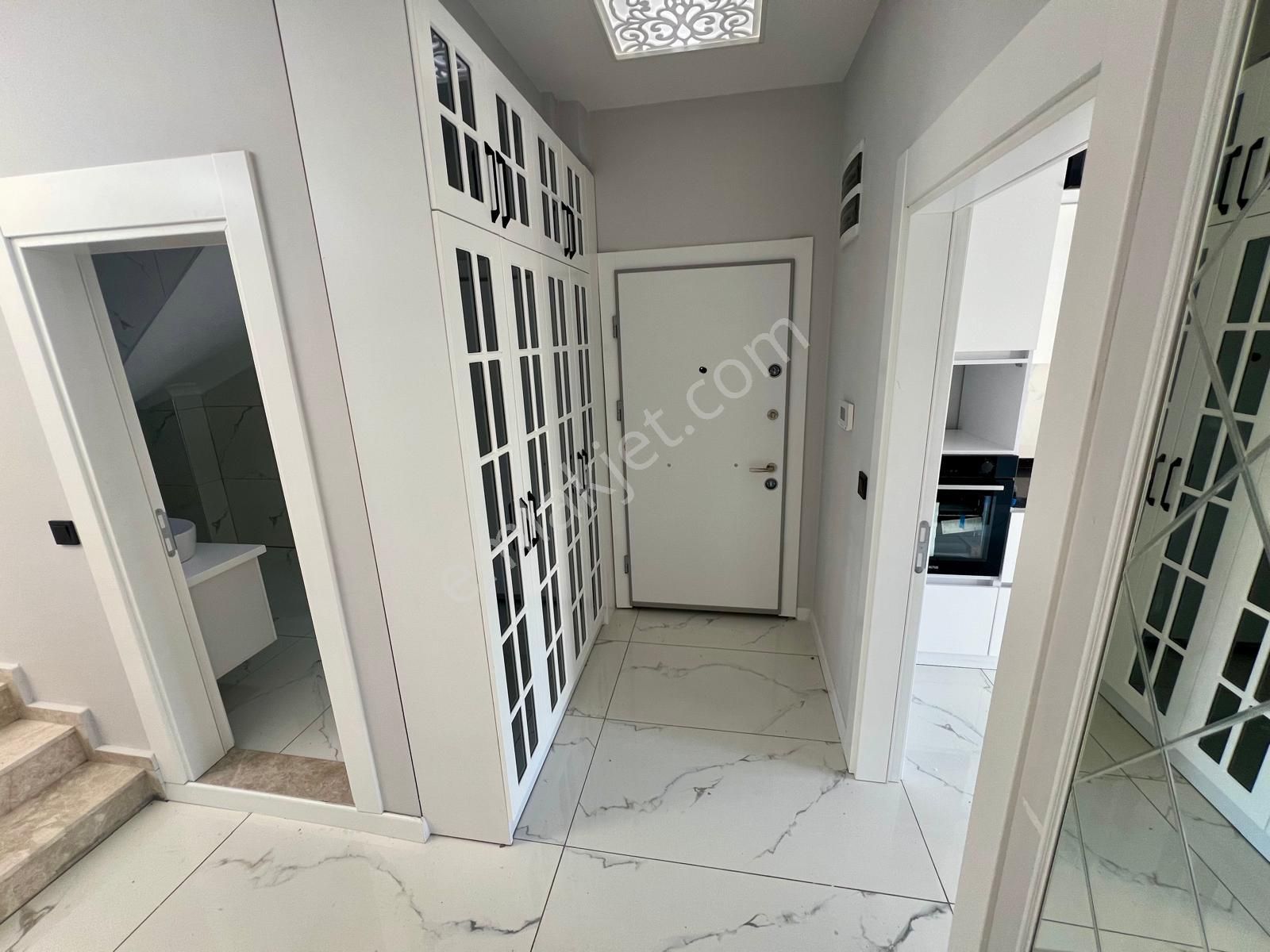 Akçay Aras Emlaktan Güre Çamlıbelde Denize 500 M. 4+1 Villa - Görsel 9