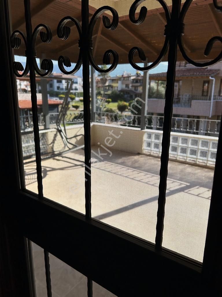 Kuşadası Davutlar Da Denize Yakın 5+1 Satılık Villa - Görsel 12