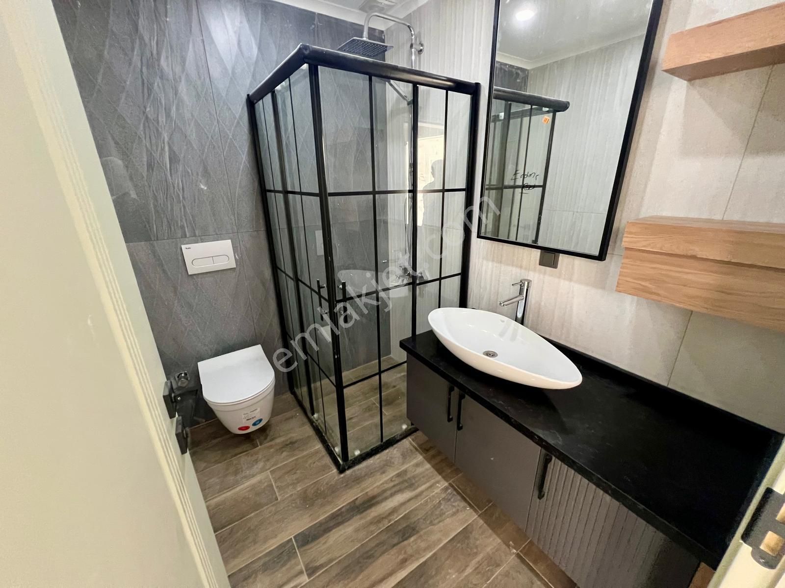 Akçay Aras Emlaktan Narlıda Denize 150 Metre 5+1 Villa - Görsel 15