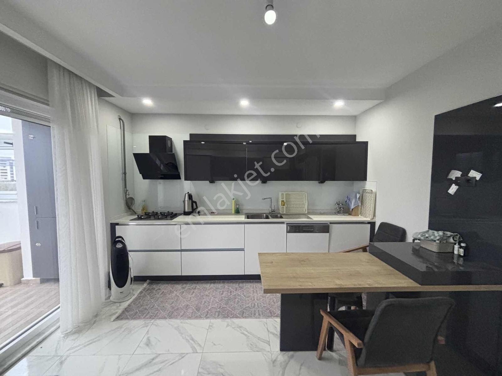 Fa Özbir'den Tepe Bölgesi Full Donanımlı Site İçi Satılık 3+1 - Görsel 23