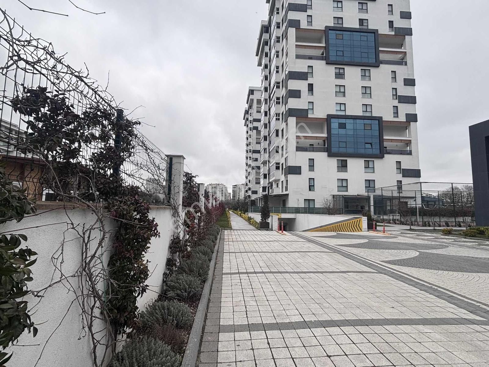 Fa Özbir'den Tepe Bölgesi Full Donanımlı Site İçi Satılık 3+1 - Görsel 3