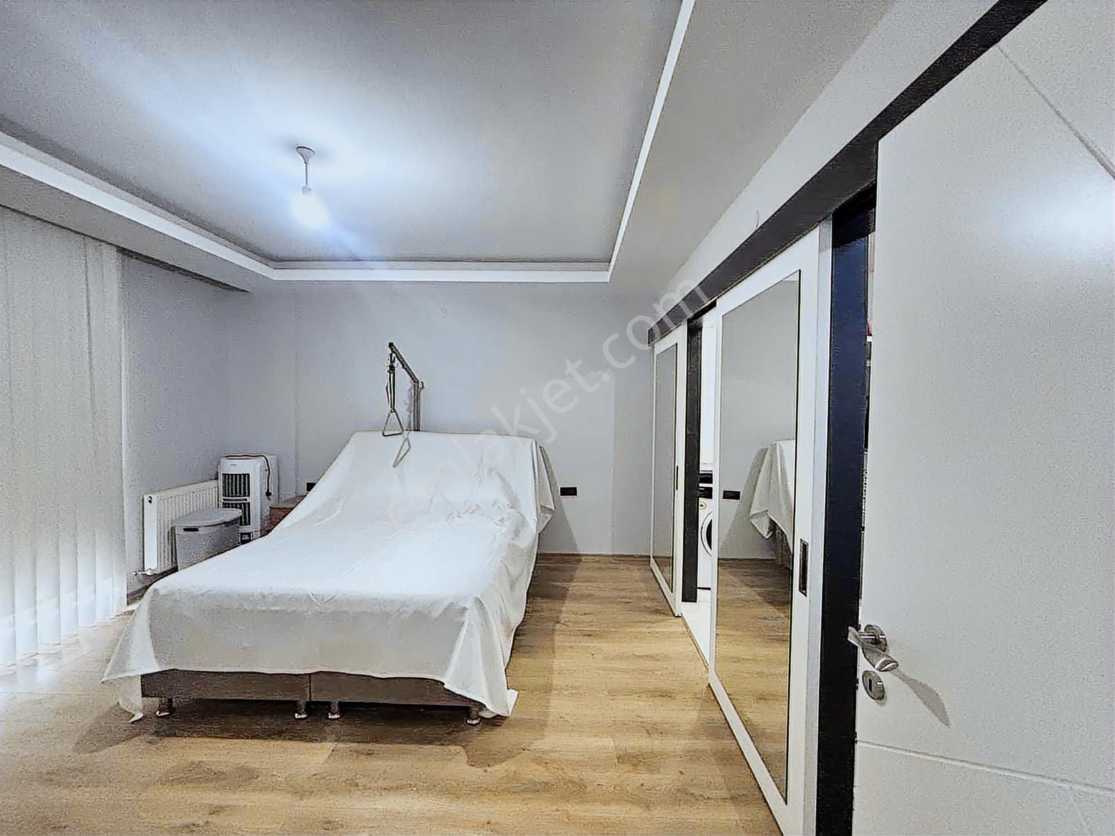 Fa Özbir'den Tepe Bölgesi Full Donanımlı Site İçi Satılık 3+1 - Görsel 15