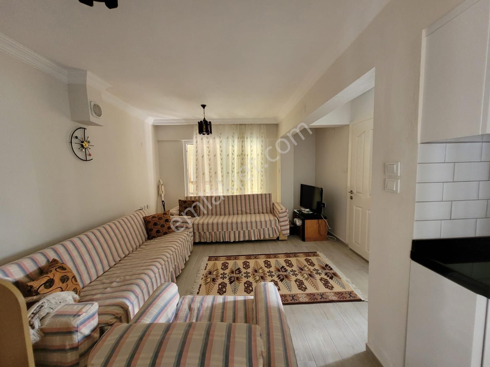 Kuşadası Güzelçamlı'da Denize Yürüme Mesafesinde 3+1 Satılık Tripleks Villa - Görsel 7