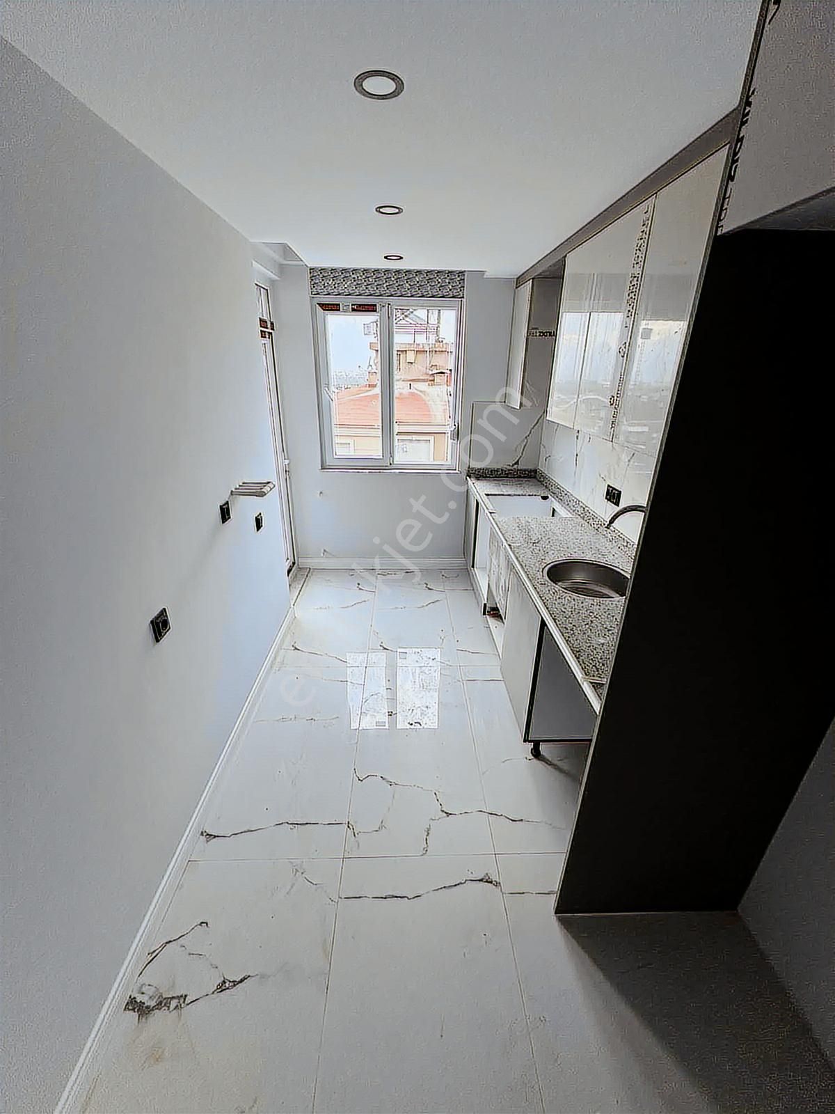 Erenköy Mahallesi 2+1 Kiralık Daire - Görsel 5