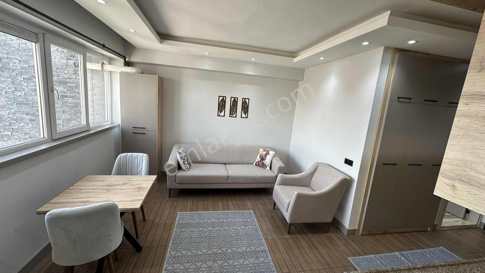 Ulus Ana Yol Üzeri Ara Kat Asansörlü Geniş Balkonlu 1+1 Apart ! - Görsel 10