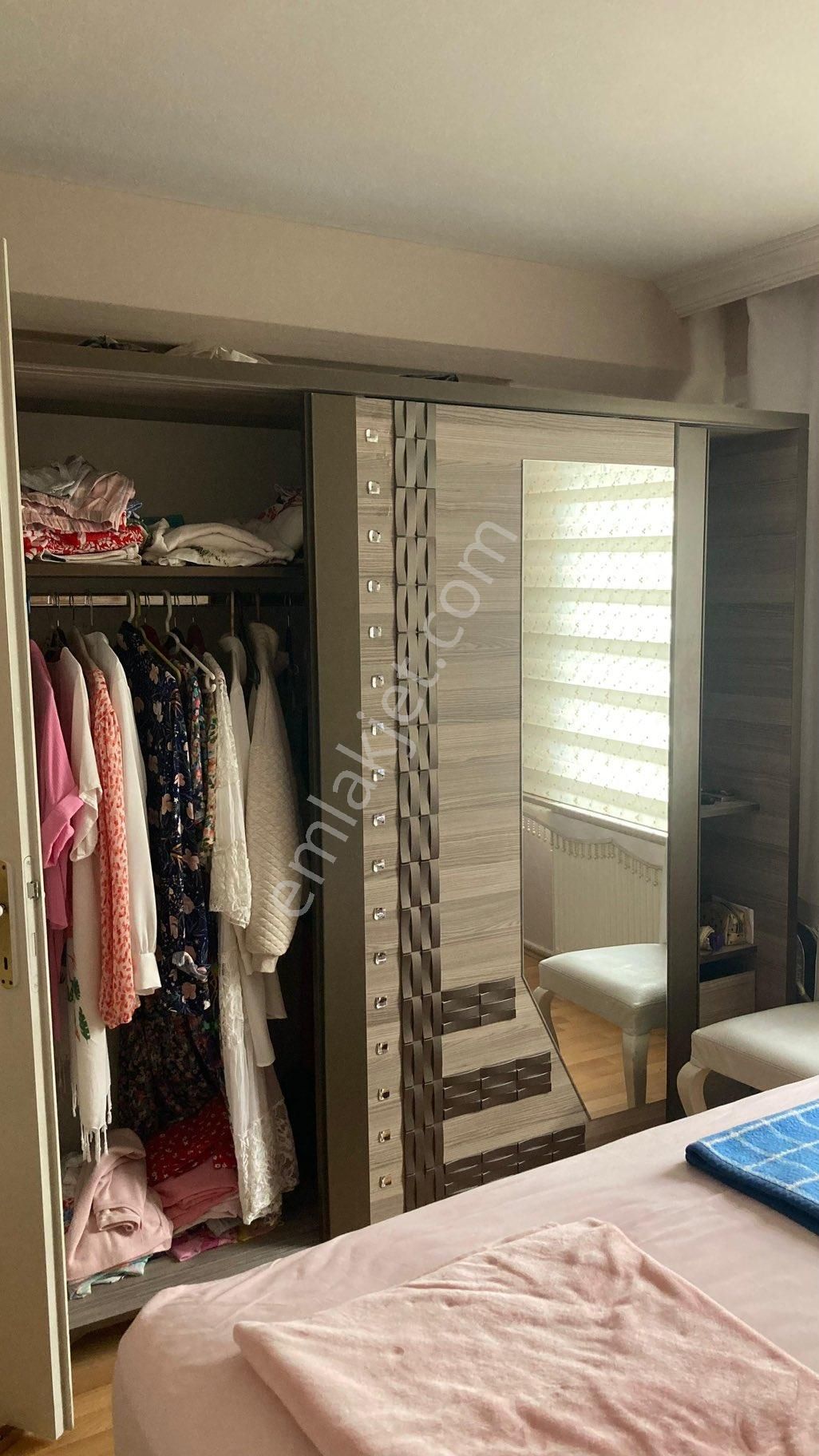 Bergama Bahçelievler’de Jeotermalli, Full Tadilatlı 3+1 Ara Kat Daire! - Görsel 6