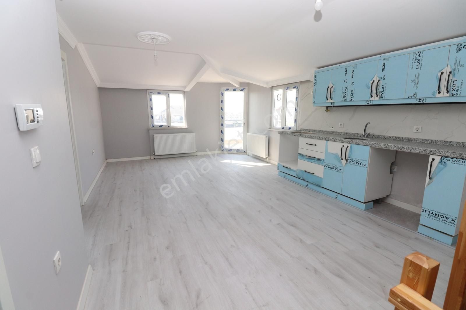 Beylikdüzü Kavaklı Kiralık Daire 3+2 Dubleks - Görsel 16