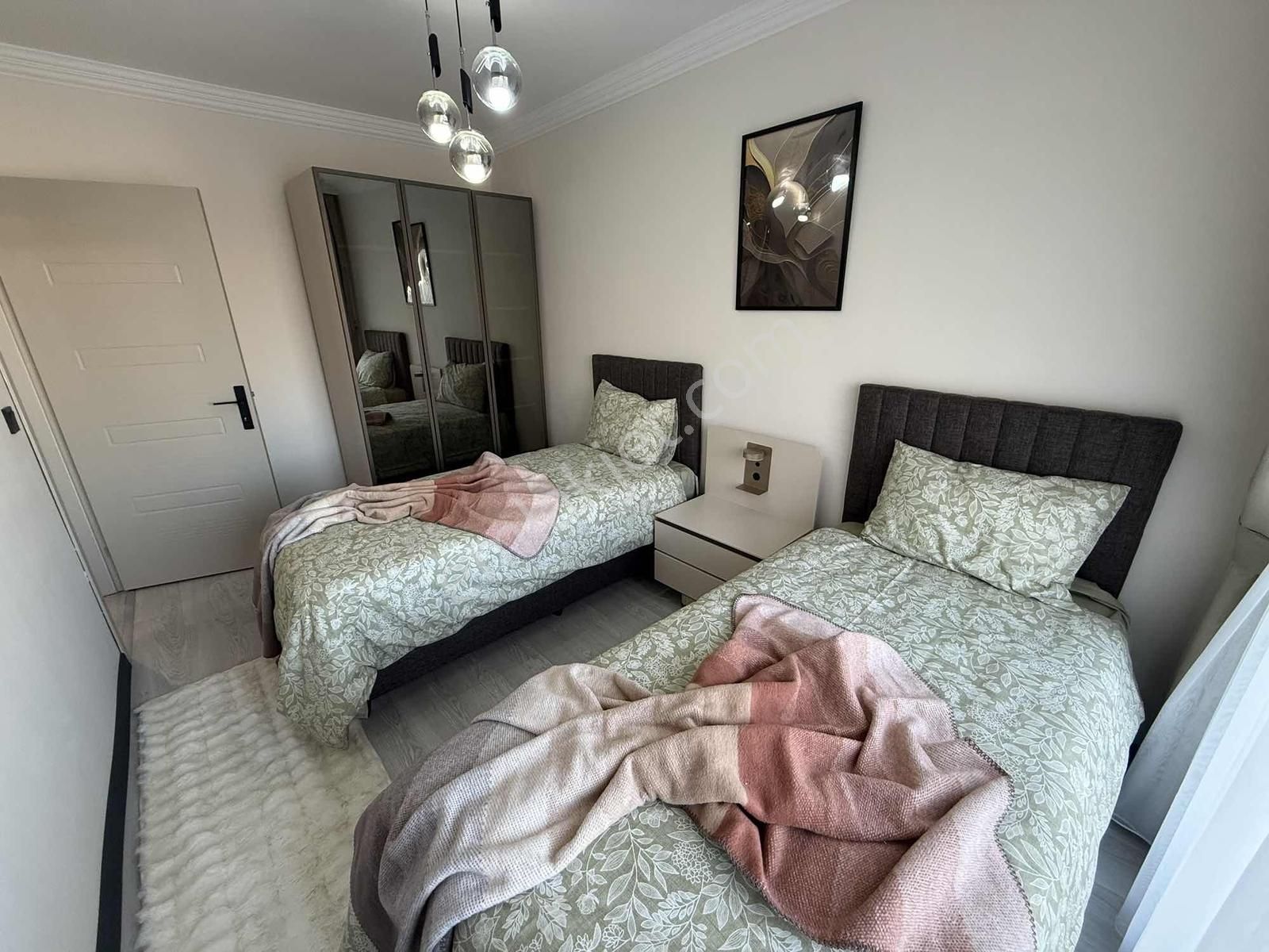 Kuşadası Davutlar Merkezde Full Eşyalı 2+1 Köşebaşı Daire - Görsel 11