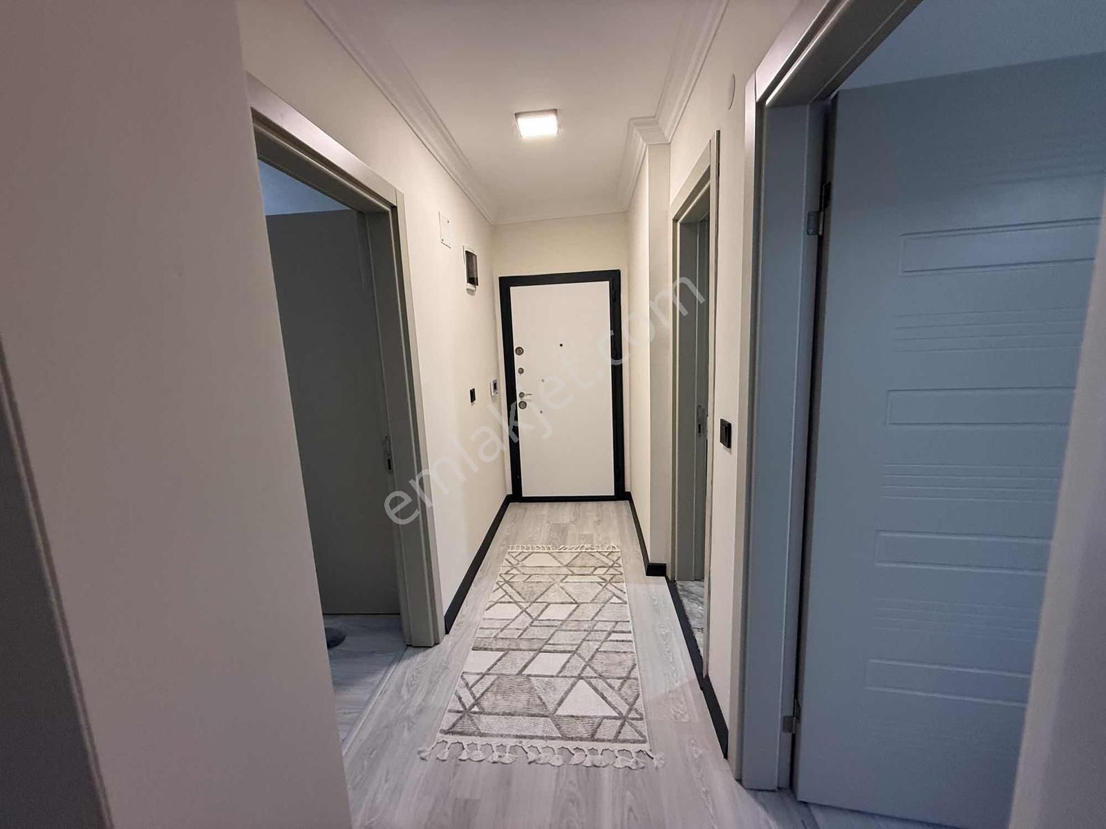 Kuşadası Davutlar Merkezde Full Eşyalı 2+1 Köşebaşı Daire - Görsel 20