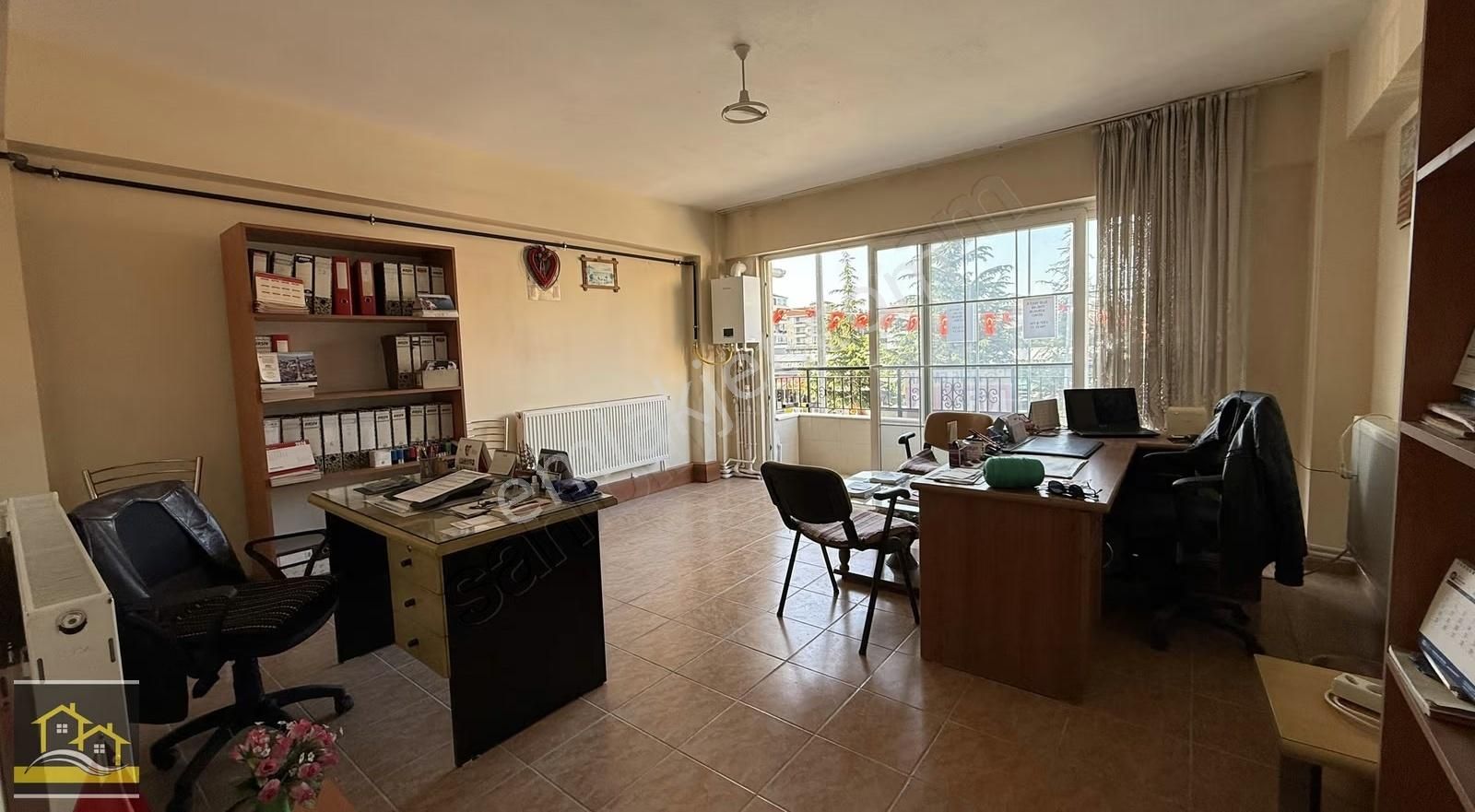 Arif Emlaktan Kiralık Doğalgazlı 2+1 Büro Ofis Kat - Görsel 13