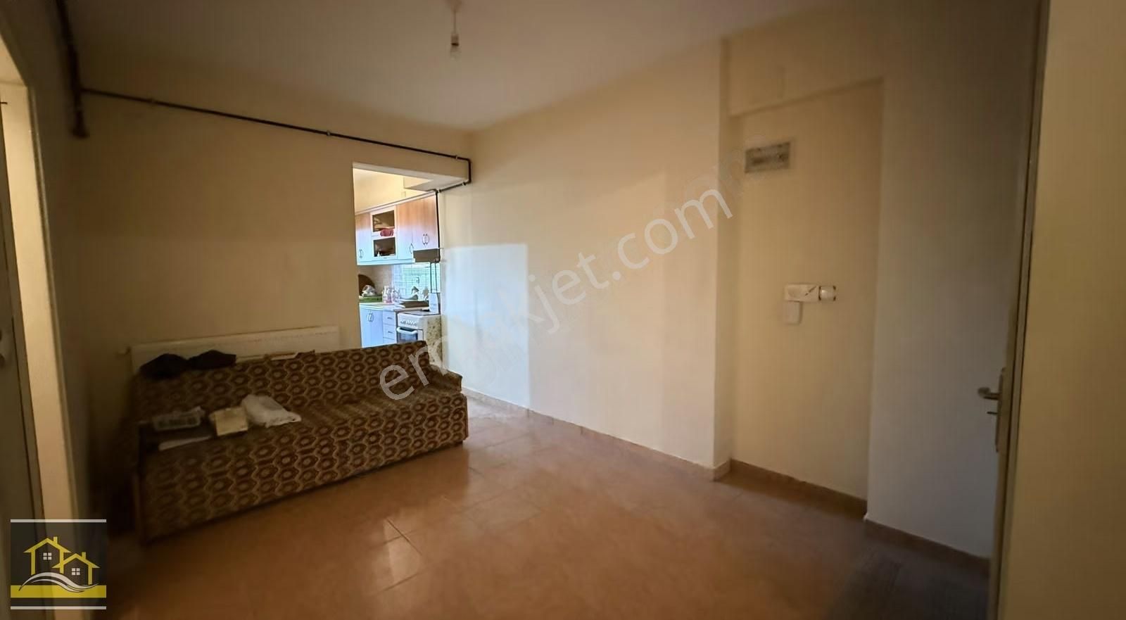 Arif Emlaktan Kiralık Doğalgazlı 2+1 Büro Ofis Kat - Görsel 3