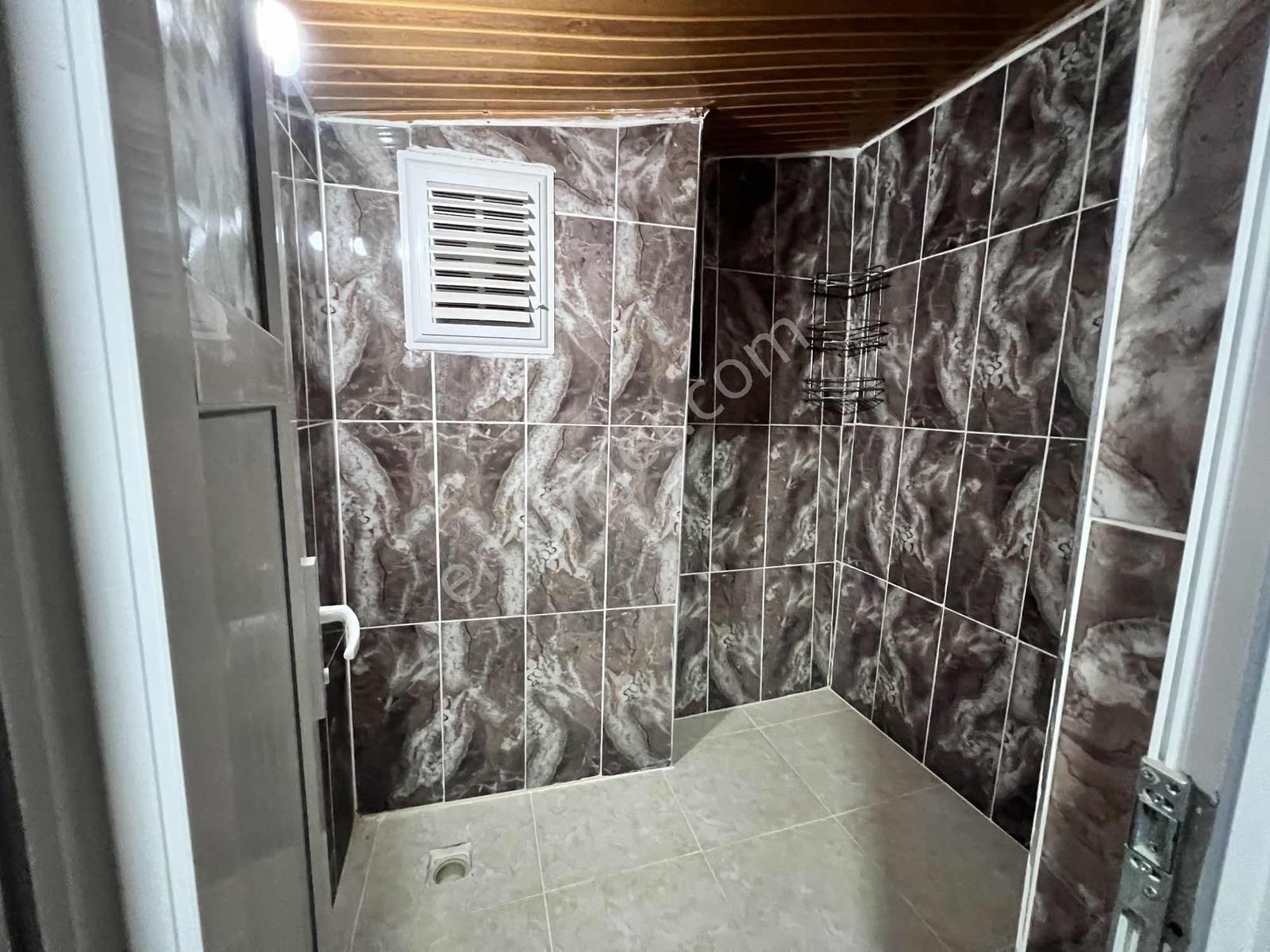 İhsaniye Mh Kiralık 1+1 Geniş Teraslı Daire - Görsel 8