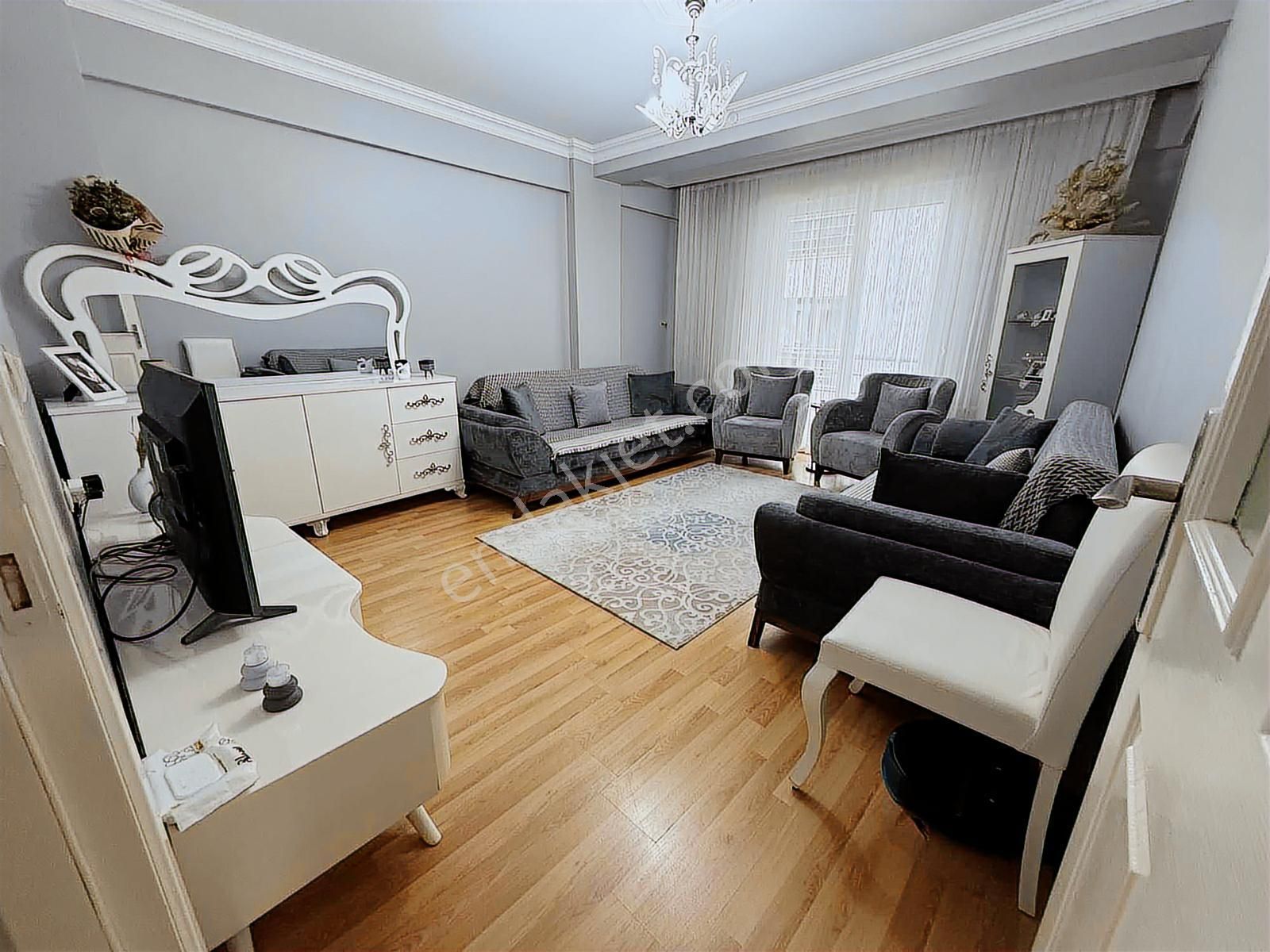 Gültepe Mahallesi Halk Caddesi Yakını Satılık 2+1 Daire - Görsel 13