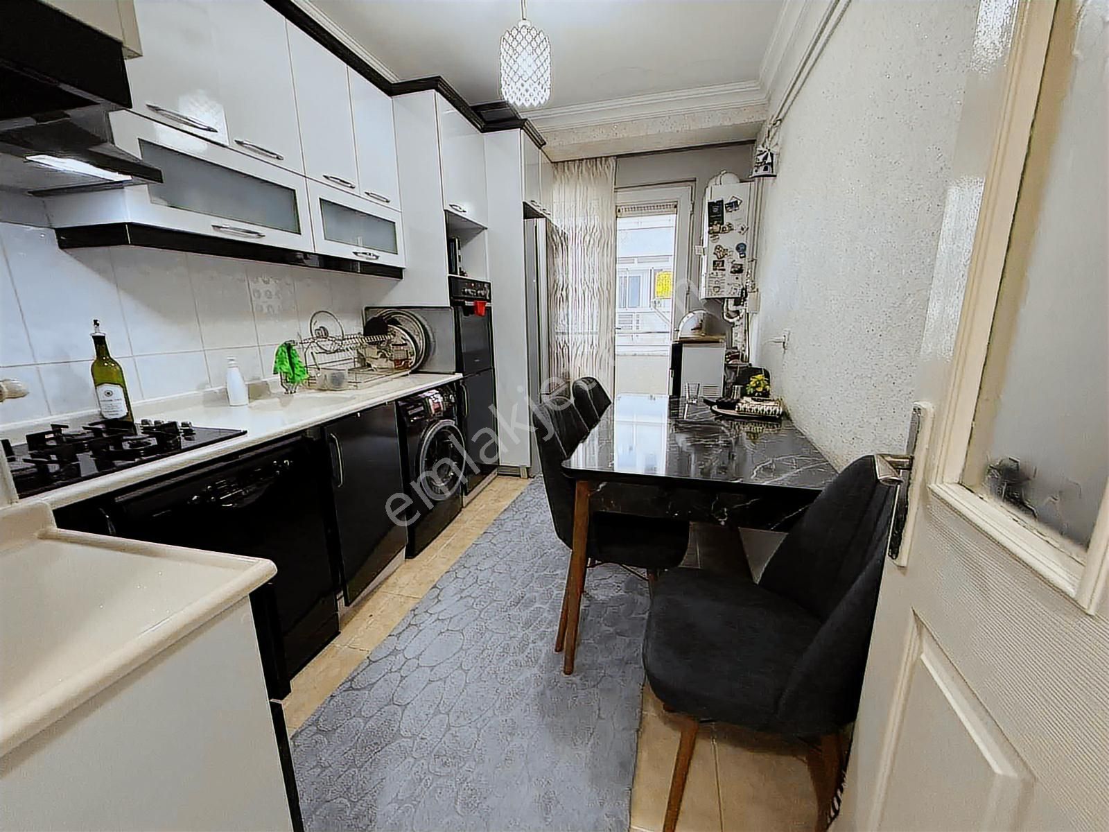 Gültepe Mahallesi Halk Caddesi Yakını Satılık 2+1 Daire - Görsel 14
