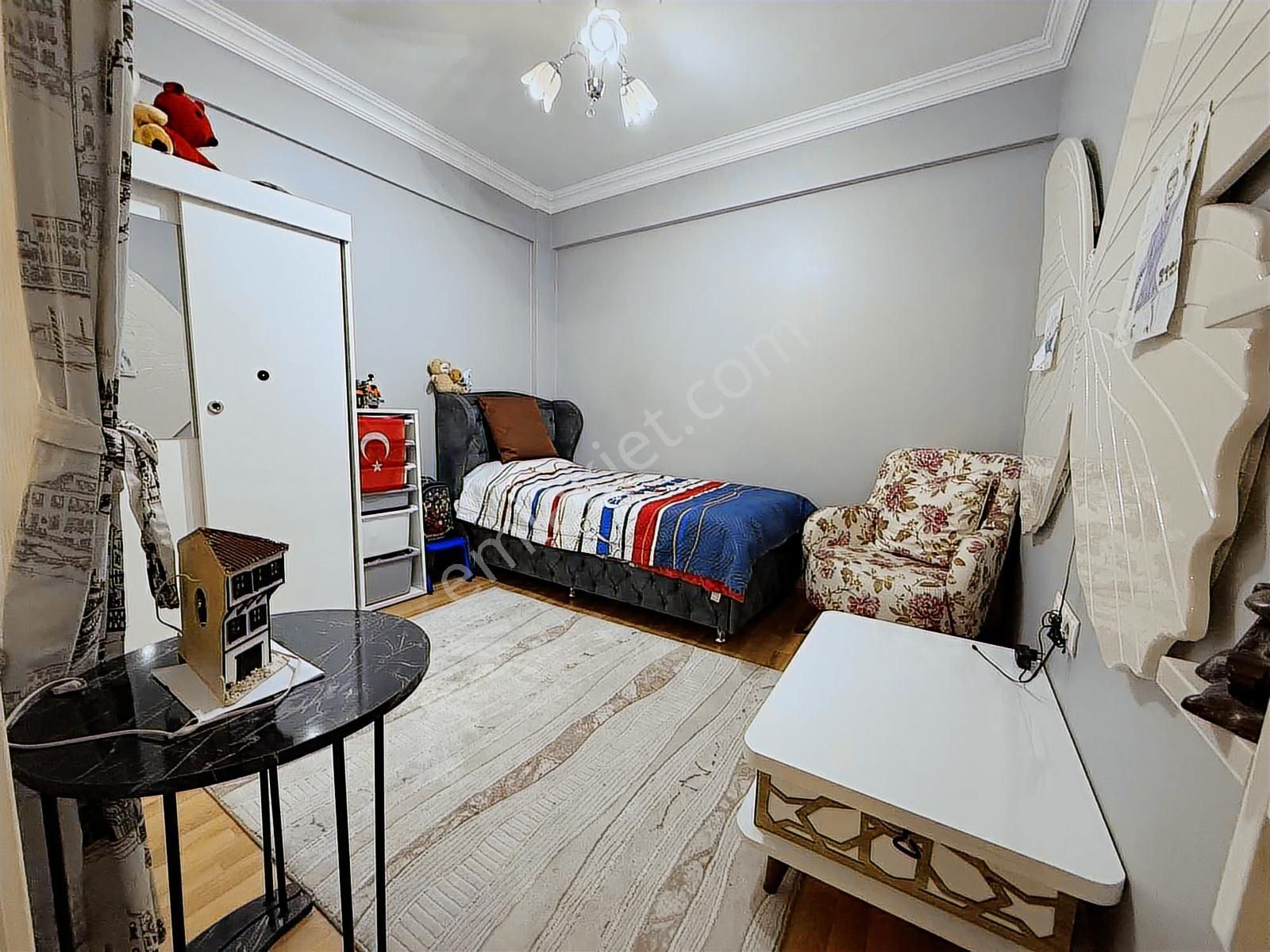 Gültepe Mahallesi Halk Caddesi Yakını Satılık 2+1 Daire - Görsel 18