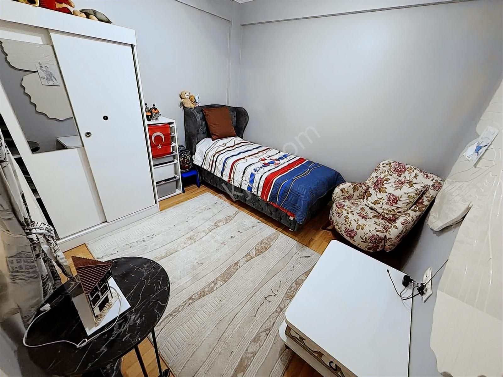 Gültepe Mahallesi Halk Caddesi Yakını Satılık 2+1 Daire - Görsel 11