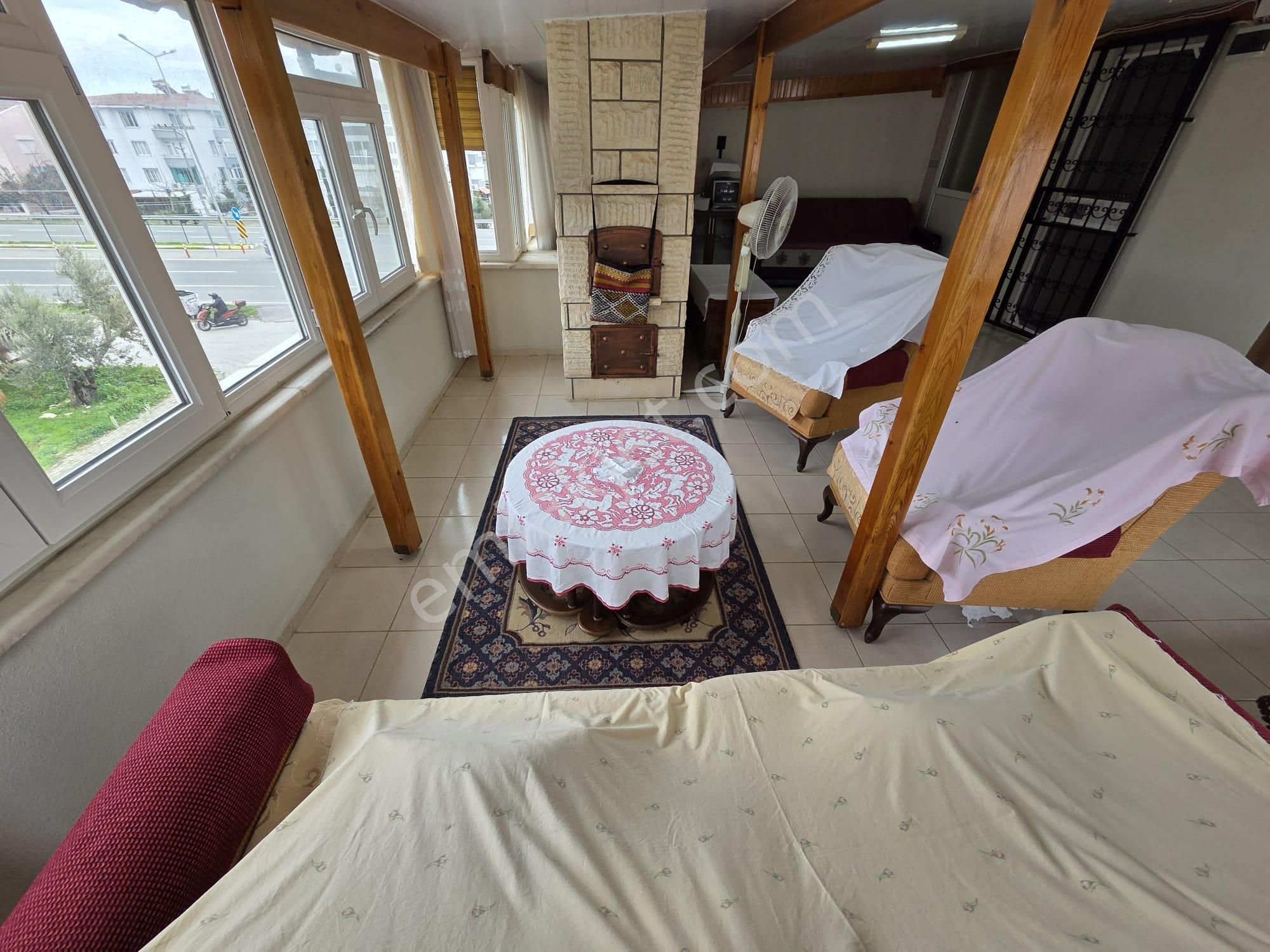 İlkbahar Dan Altınoluk Merkez De Denize Çok Yakın Teraslı Bahçeli Villa - Görsel 22