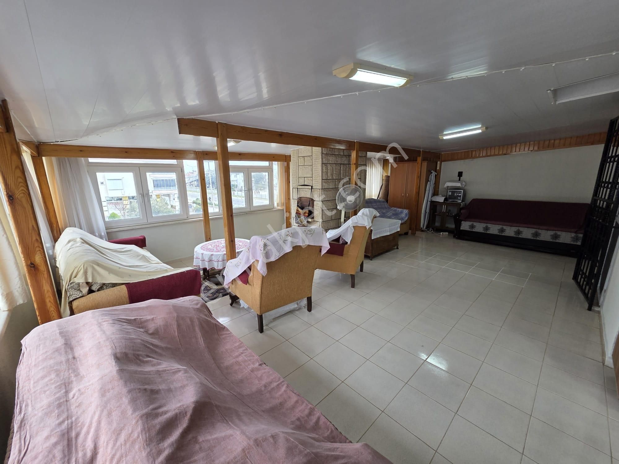 İlkbahar Dan Altınoluk Merkez De Denize Çok Yakın Teraslı Bahçeli Villa - Görsel 21