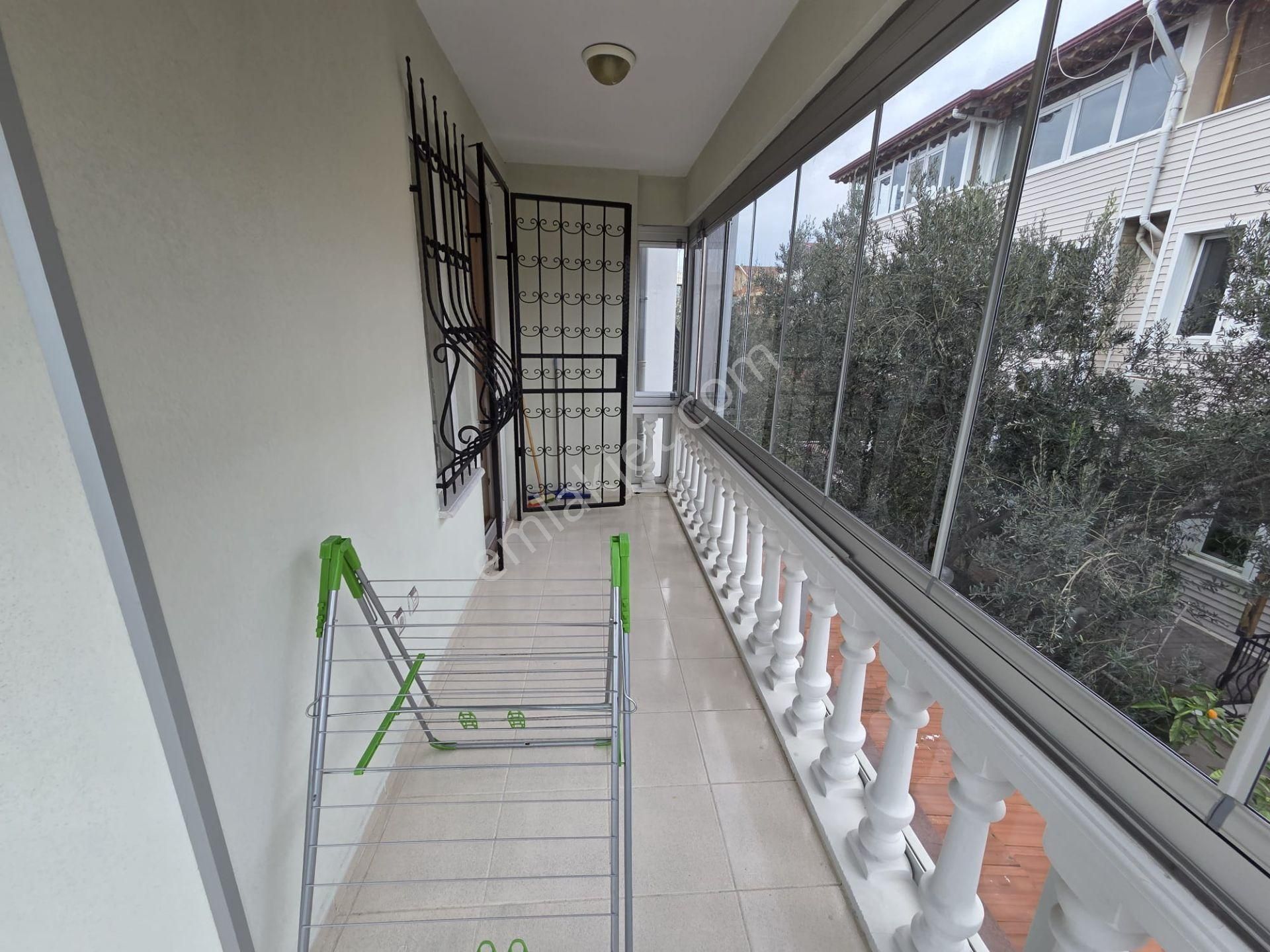 İlkbahar Dan Altınoluk Merkez De Denize Çok Yakın Teraslı Bahçeli Villa - Görsel 30