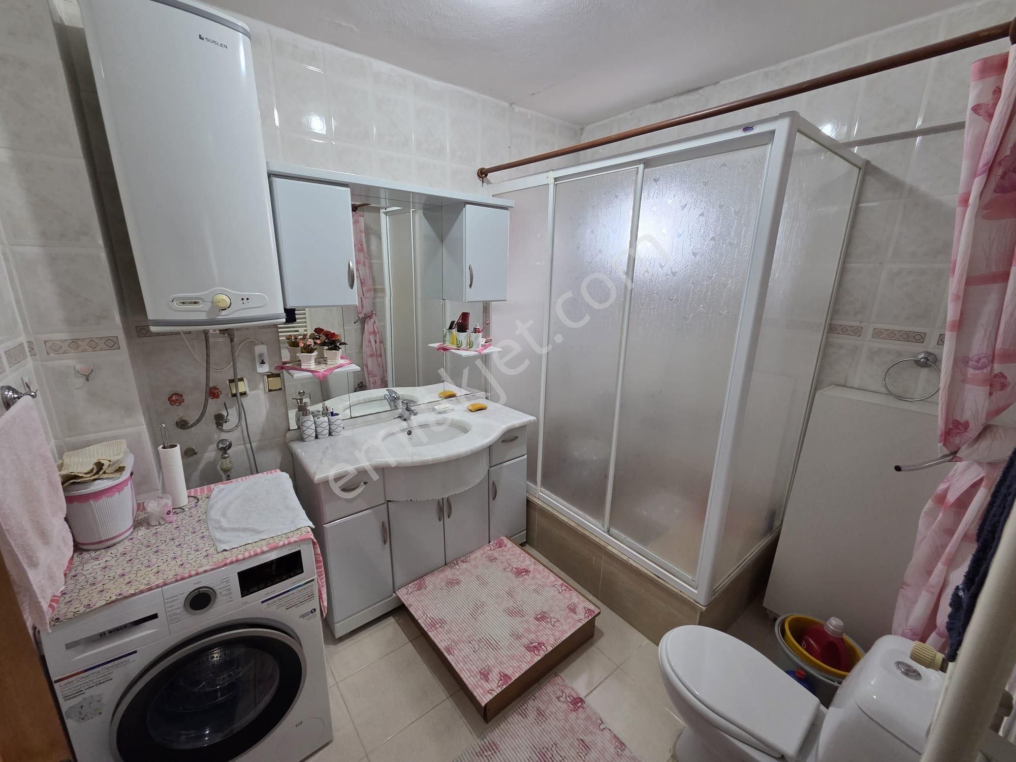İlkbahar Dan Altınoluk Merkez De Denize Çok Yakın Teraslı Bahçeli Villa - Görsel 34