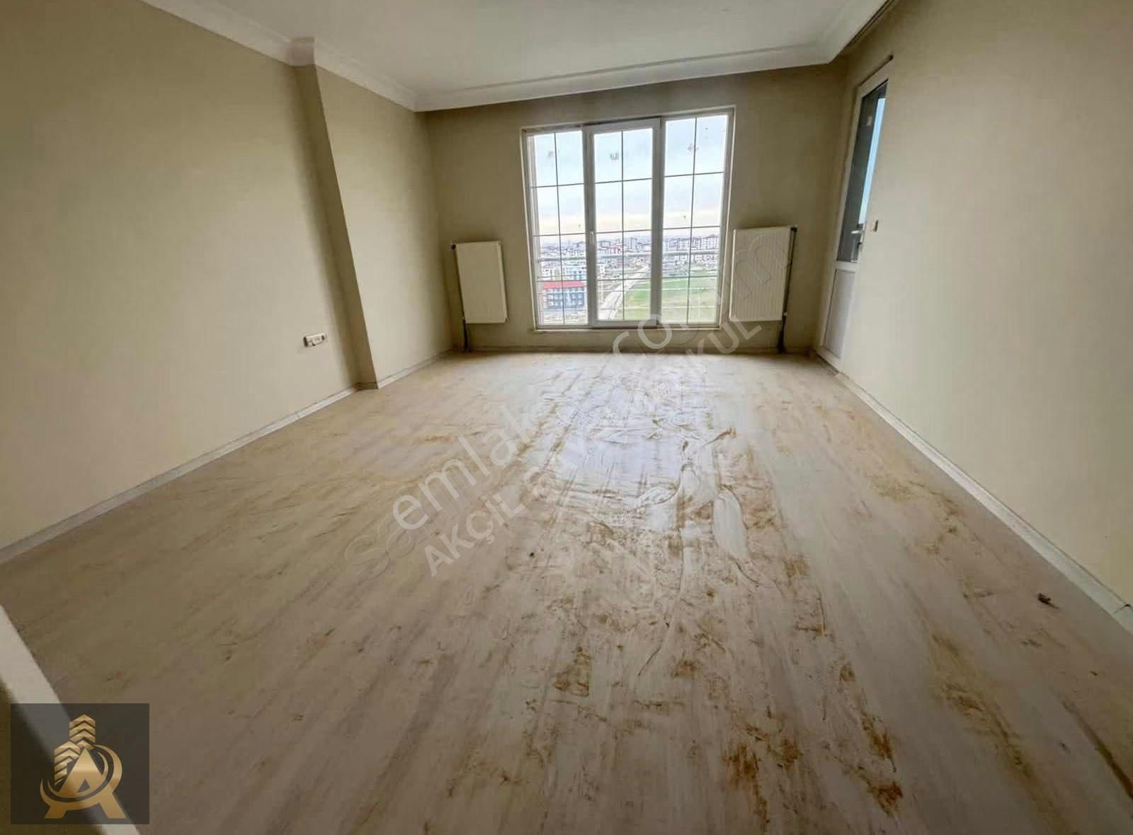 Akçil'den \ Satılık 3+1 Daire Ön Cephe Kombili Cam Balkonlu - Görsel 9