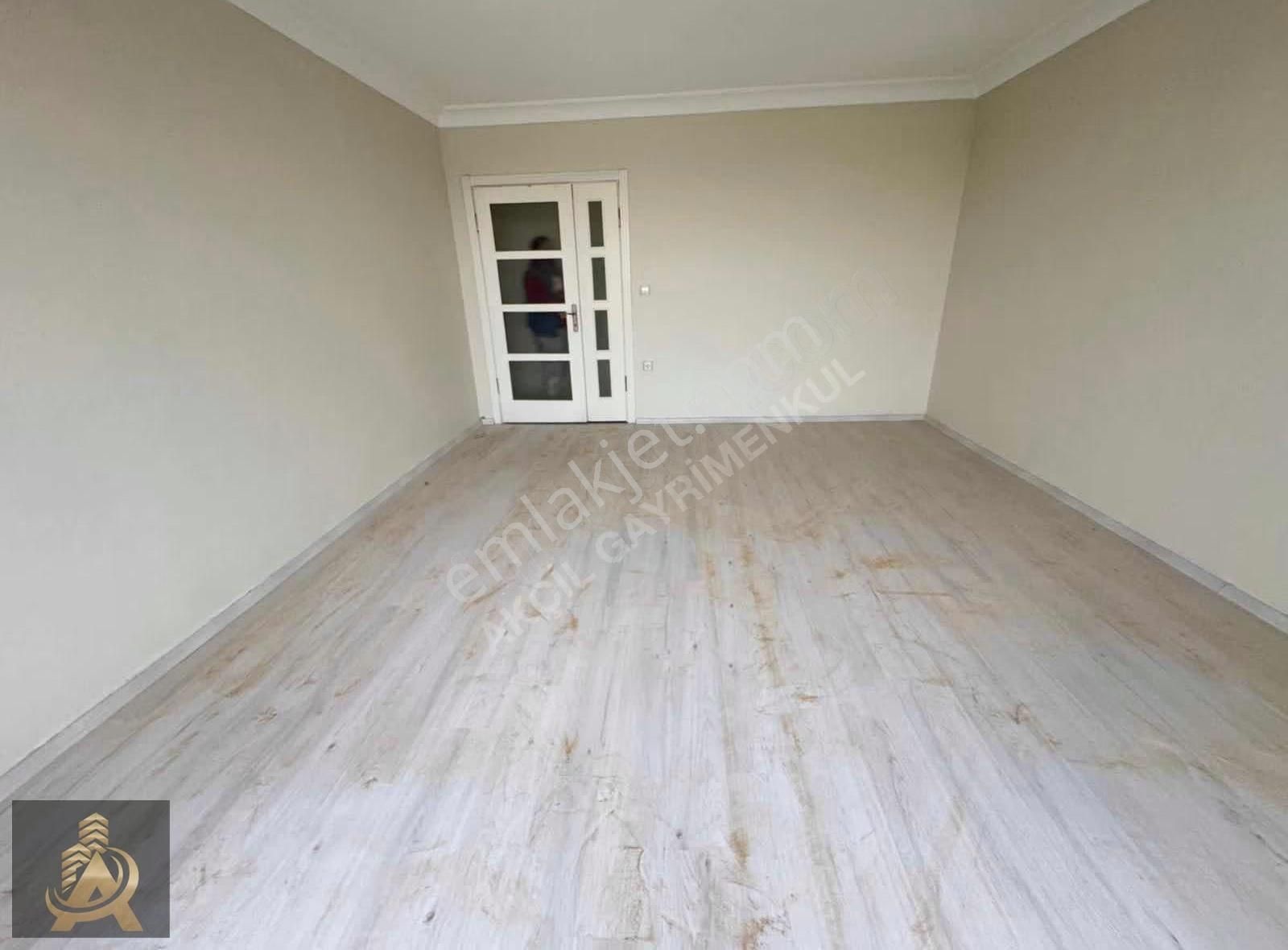 Akçil'den \ Satılık 3+1 Daire Ön Cephe Kombili Cam Balkonlu - Görsel 22