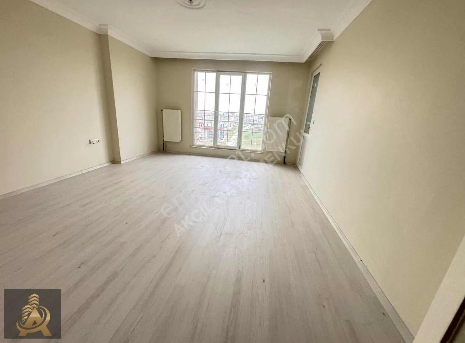 Akçil'den \ Satılık 3+1 Daire Ön Cephe Kombili Cam Balkonlu - Görsel 8