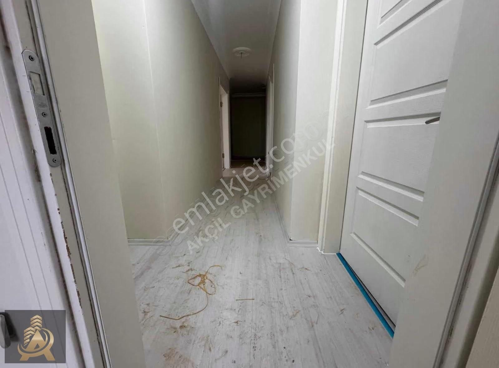 Akçil'den \ Satılık 3+1 Daire Ön Cephe Kombili Cam Balkonlu - Görsel 30