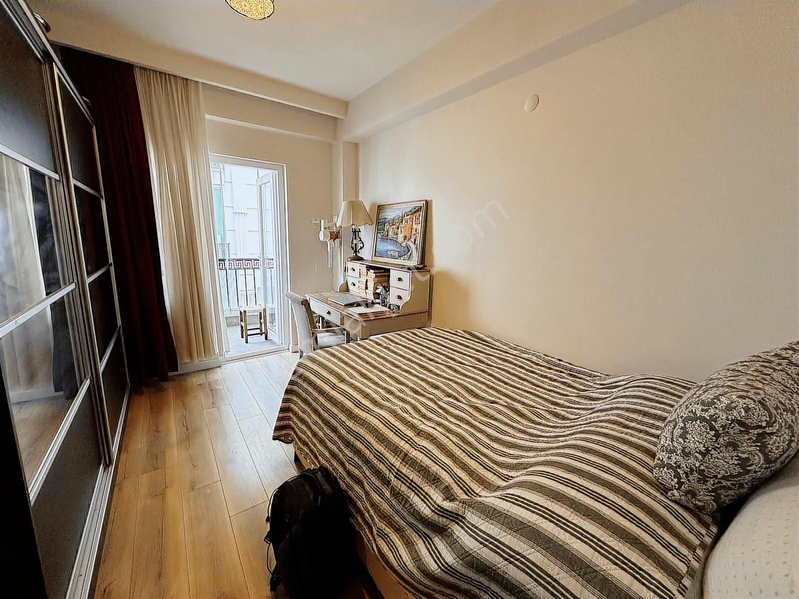 Bahçeşehir Kapalı Otopark Site Deniz Manzaralı 3+1 Satılık Daire - Görsel 22