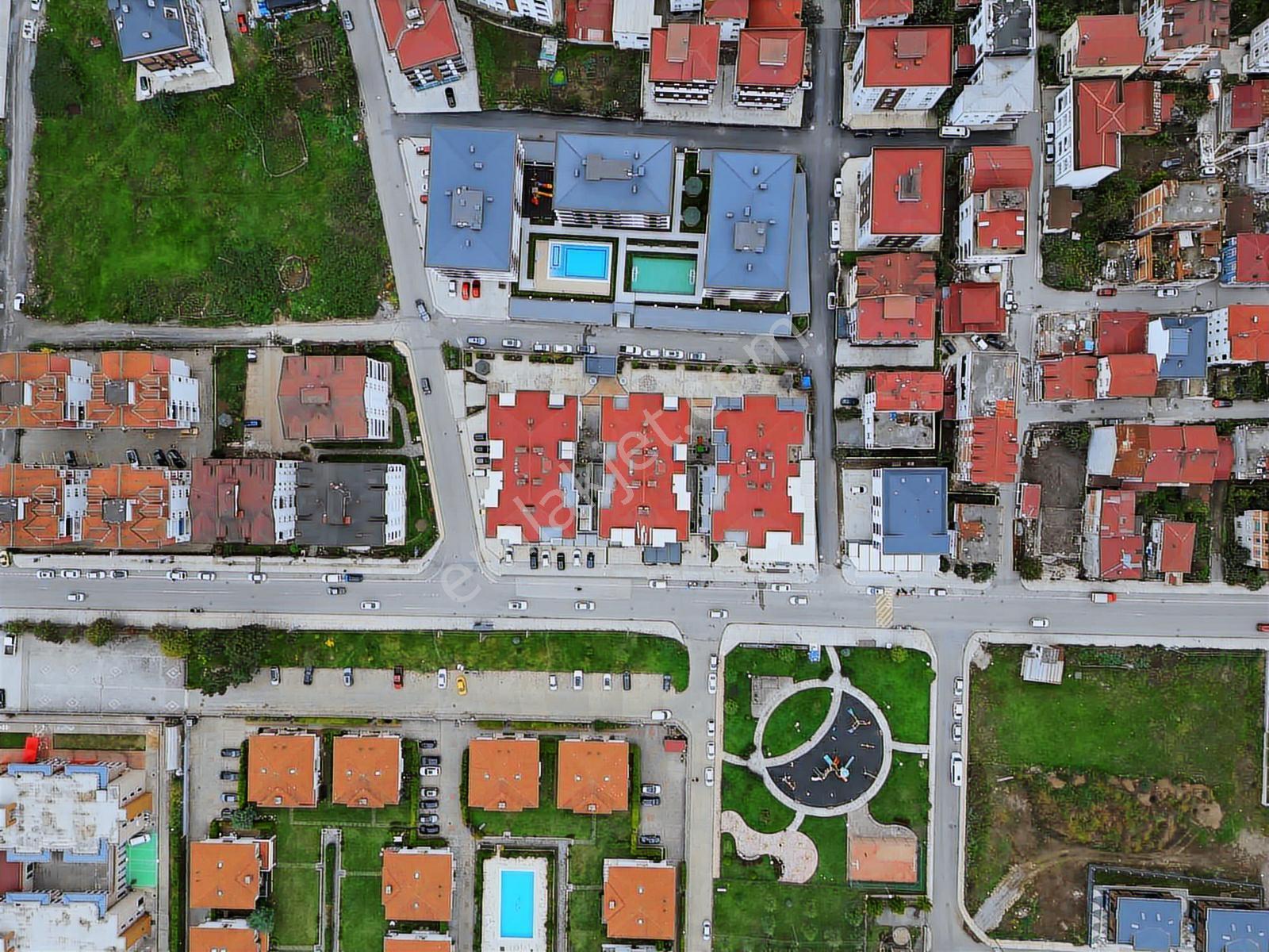 Bahçeşehir Kapalı Otopark Site Deniz Manzaralı 3+1 Satılık Daire - Görsel 13