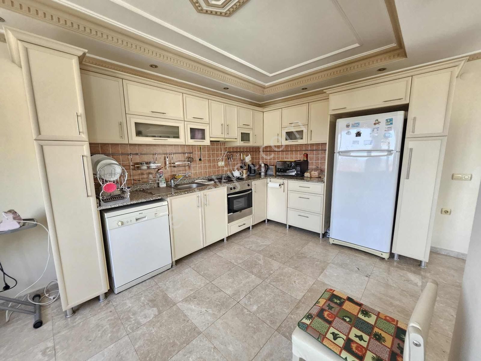 Alanya Vatan Bilgisayarın Karşısında Full Eşyalı 3+1 Daire - Görsel 33