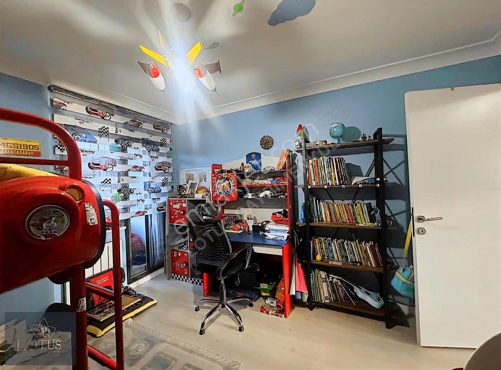 Bağçeşmede Arakat 3+1 165m2 Deniz Şehir Manzaralı Sitede Satılık - Görsel 6