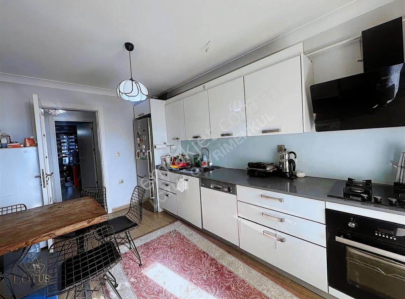 Bağçeşmede Arakat 3+1 165m2 Deniz Şehir Manzaralı Sitede Satılık - Görsel 34