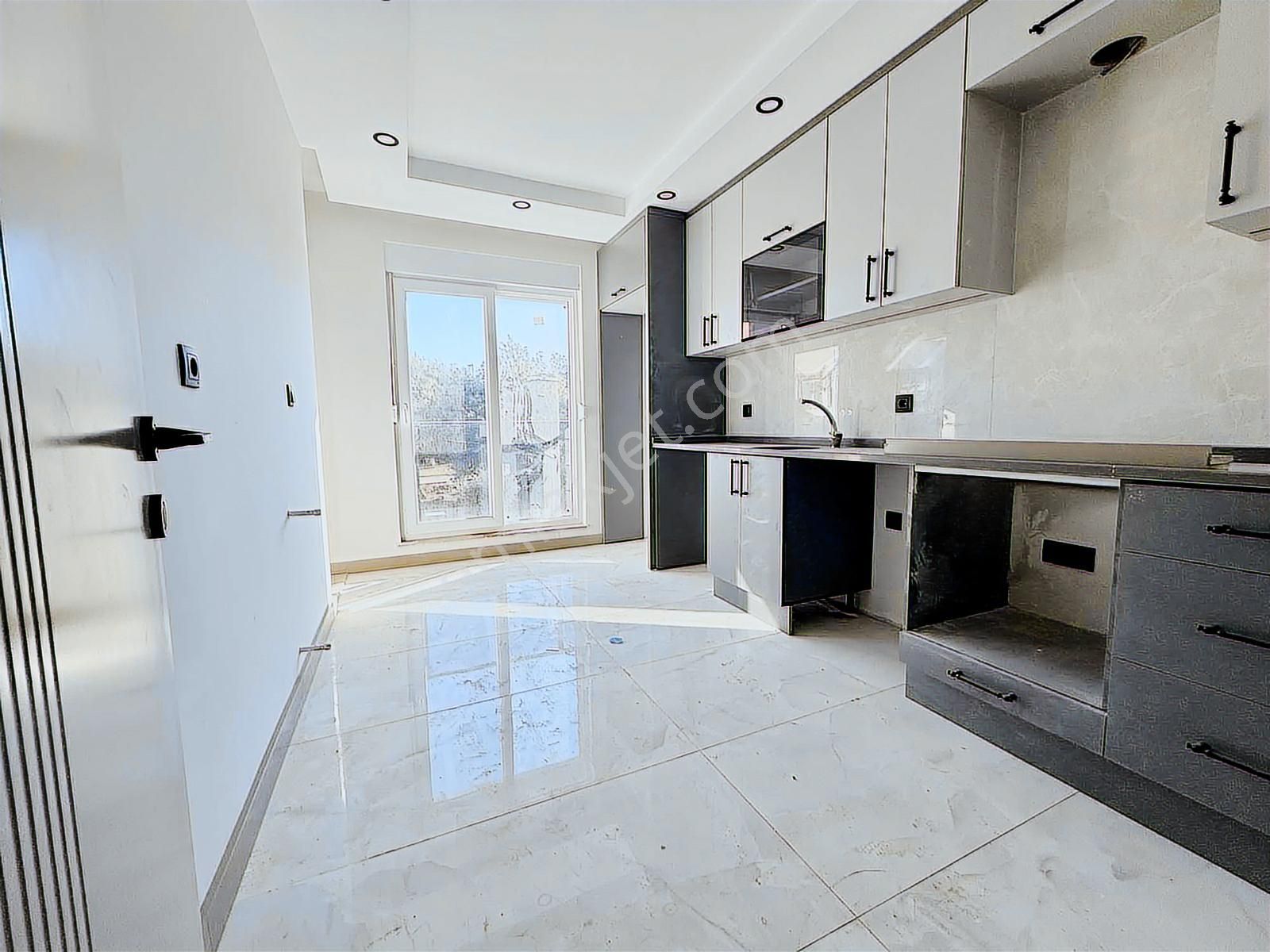 Varsak Aydoğmuşta 2+1 Fiyatına 3+1 Çift Balkonlu Yüksek Kredi